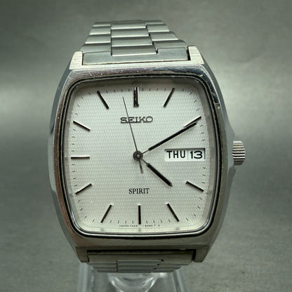 Seiko Spirit Watch Men 32mm Silver Dial Silver Tone Daydate 7N43-5040 PARTS VTG0