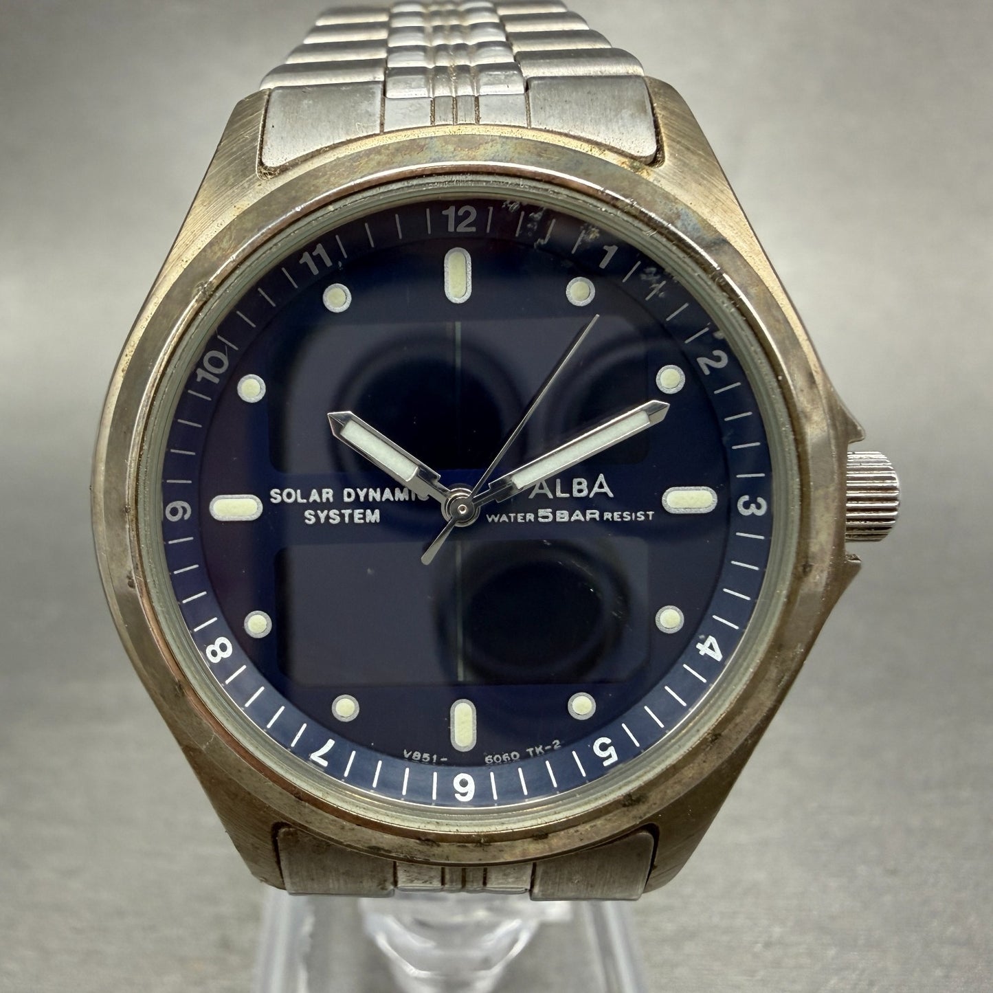 Seiko Alba Solar Watch Men 36mm Blue Dial Silver Tone Round V851-6040 Runs0