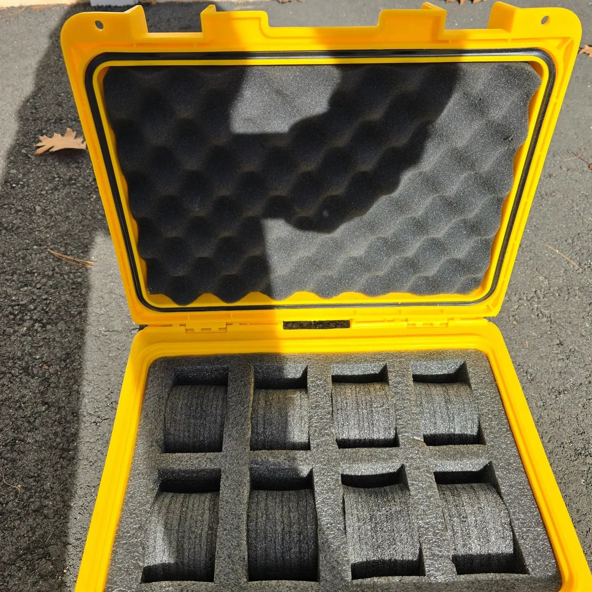 Invicta Watch Case 8 Slot Yellow Black Plastic Foam insert Handle Cary Case K1