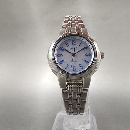Seiko ALBA Solar Watch Women 27mm Silver Dial Silver Tone Round V1810AL0 Runs5