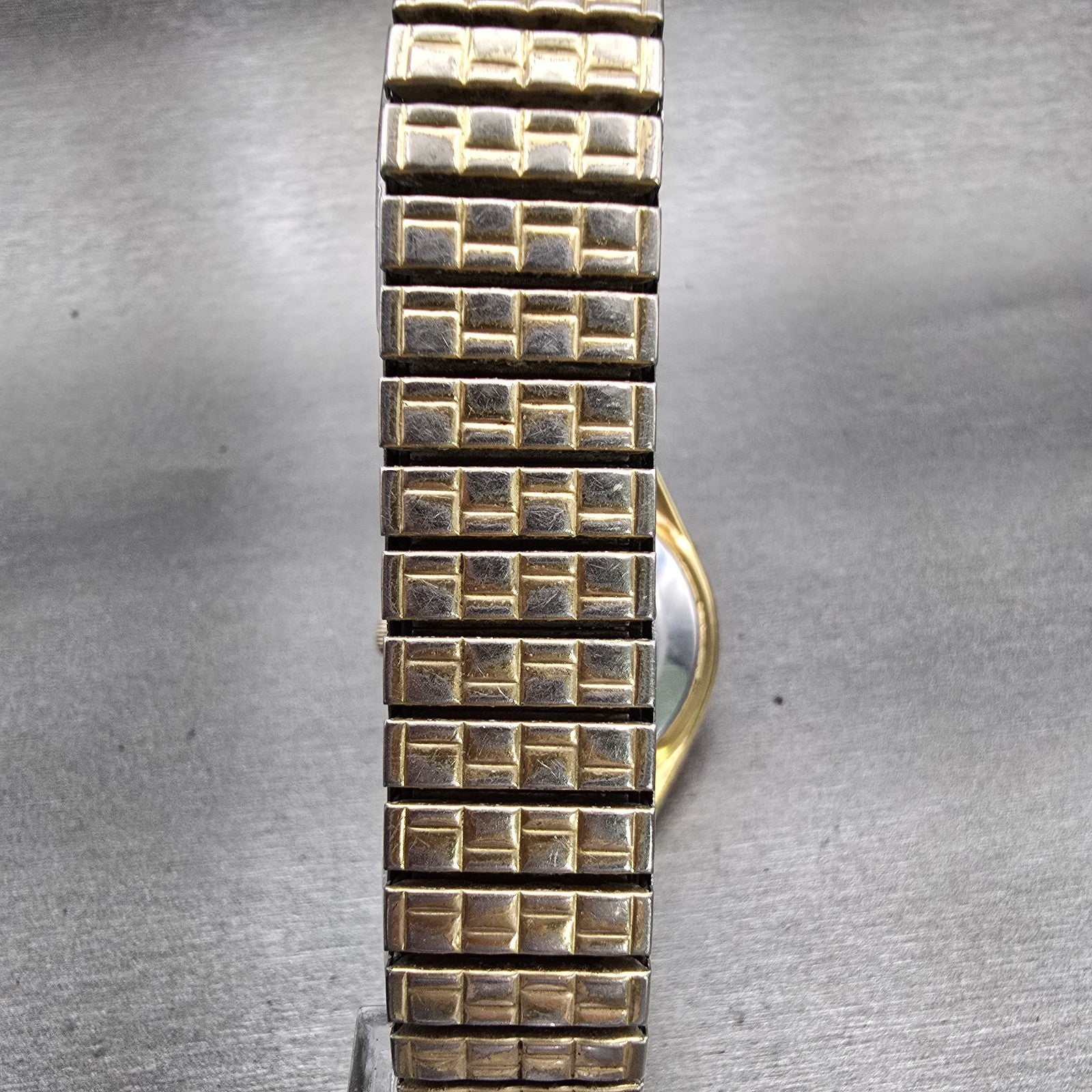 Seiko SQ Watch Men 37mm Silver Dial Gold Tone Daydate Round 0903-7009 New Batt7