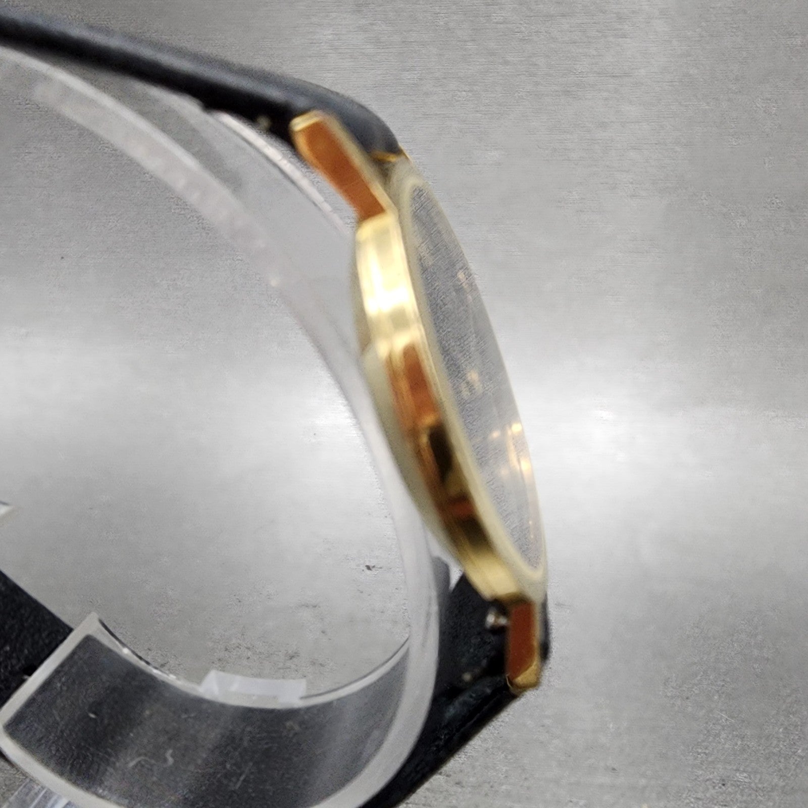 Movado Museum Watch 31mm Women Black Dial Gold Tone Round 87.45.882.1 New Batt3