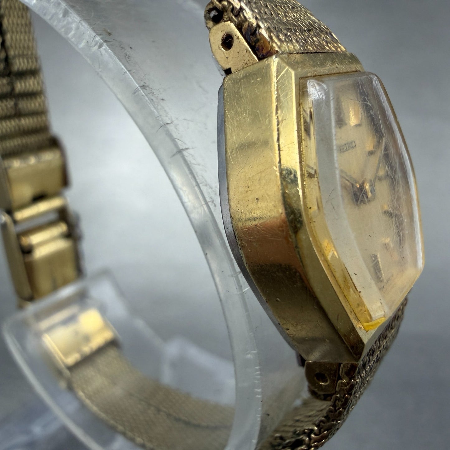 Seiko Watch Women 16mm Champagne Dial Gold Tone Manual Hexagon 11-5199 Runs HJ63