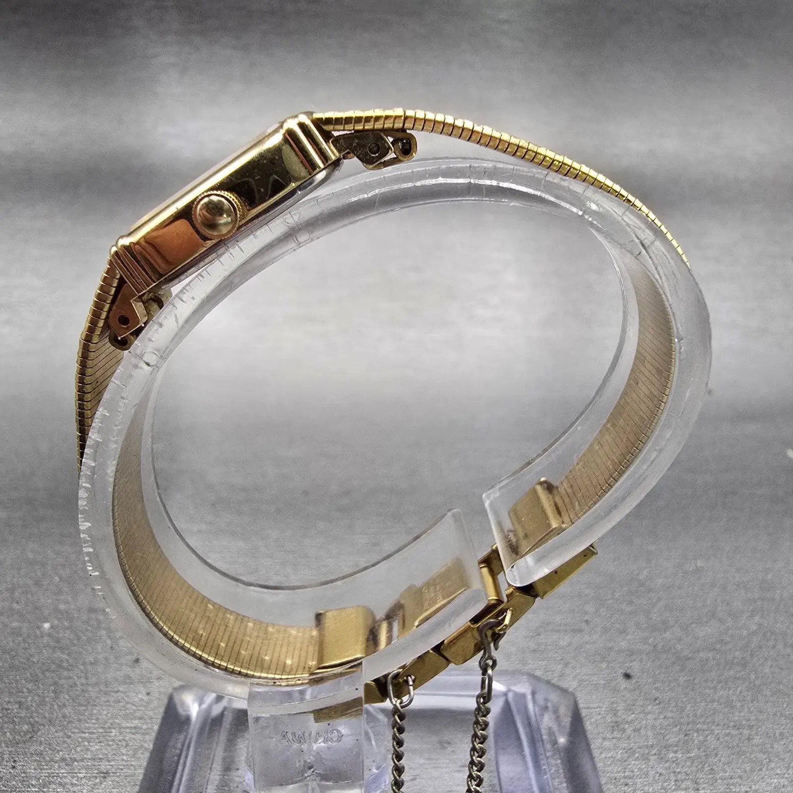 Seiko Watch Women 15mm Black Dial Gold Tone Rectangle 4N00-5060 New Battery VTG6