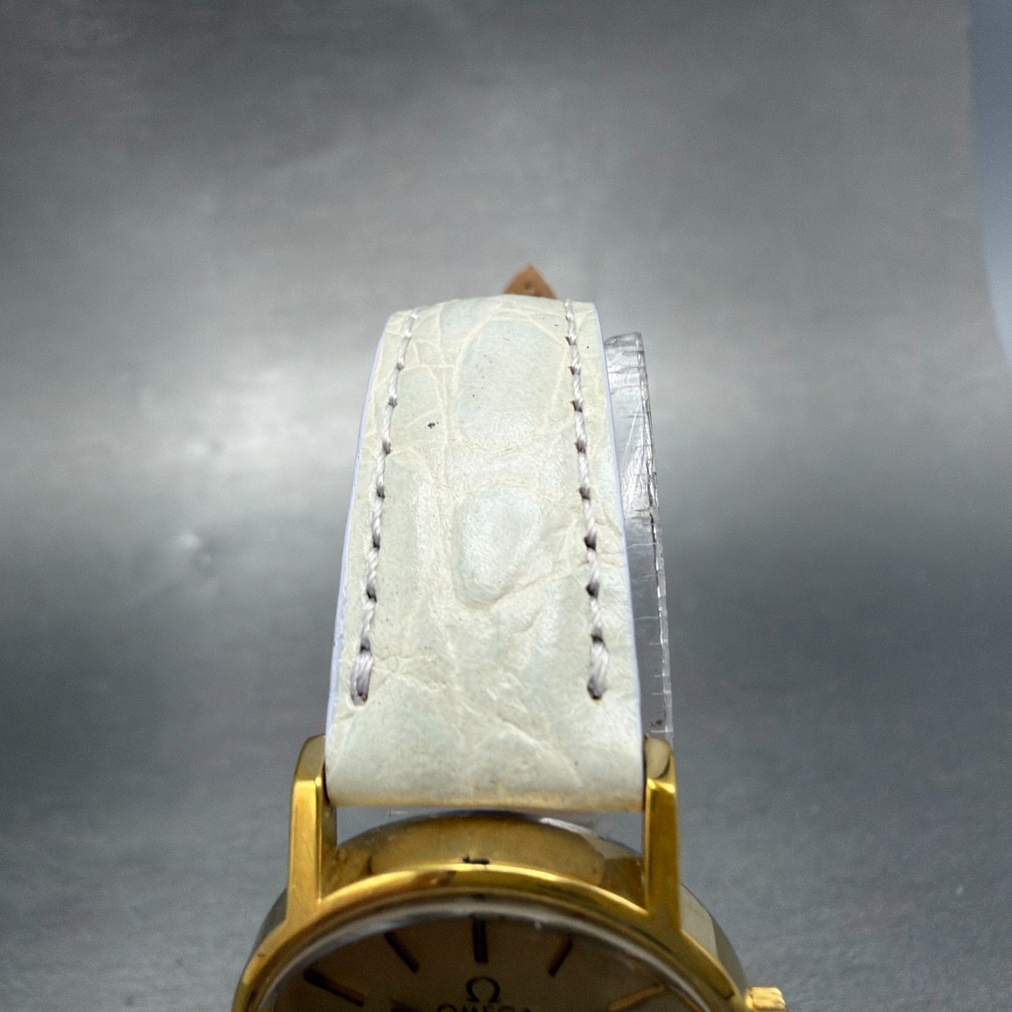 Omega De Ville Watch Women 24mm Gold Dial Gold Plated Manual Wind Runs 511.05084