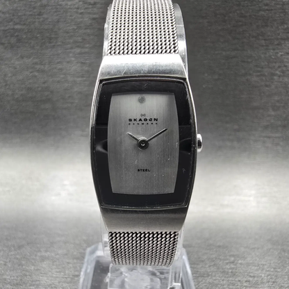 Skagen Watch Women 16mm Silver Dial Silver Tone Rectangle 271SSSD New Battery0