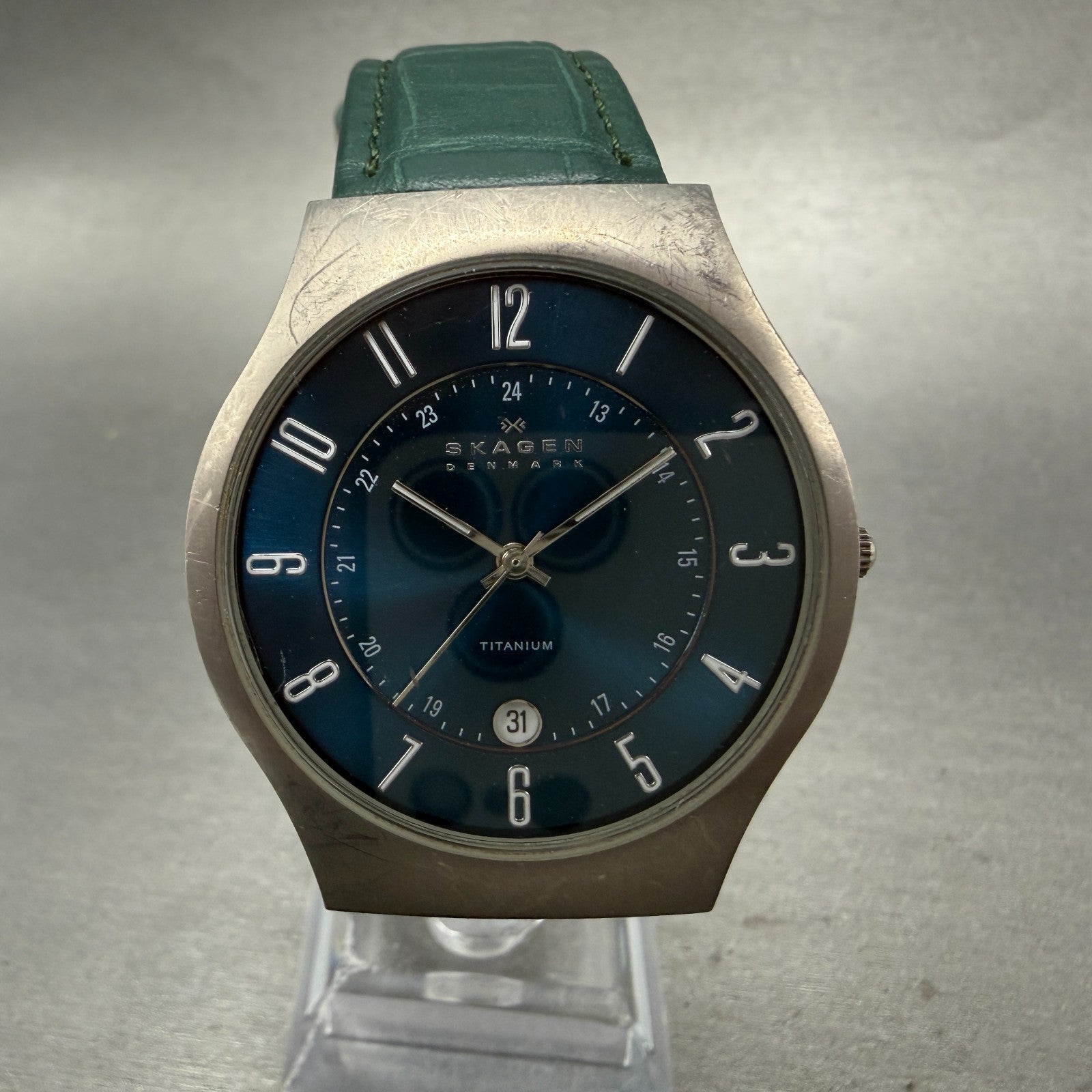 Skagen Watch Men 37mm Blue Dial Titanium Case Date Round 233XLTTN New Battery0