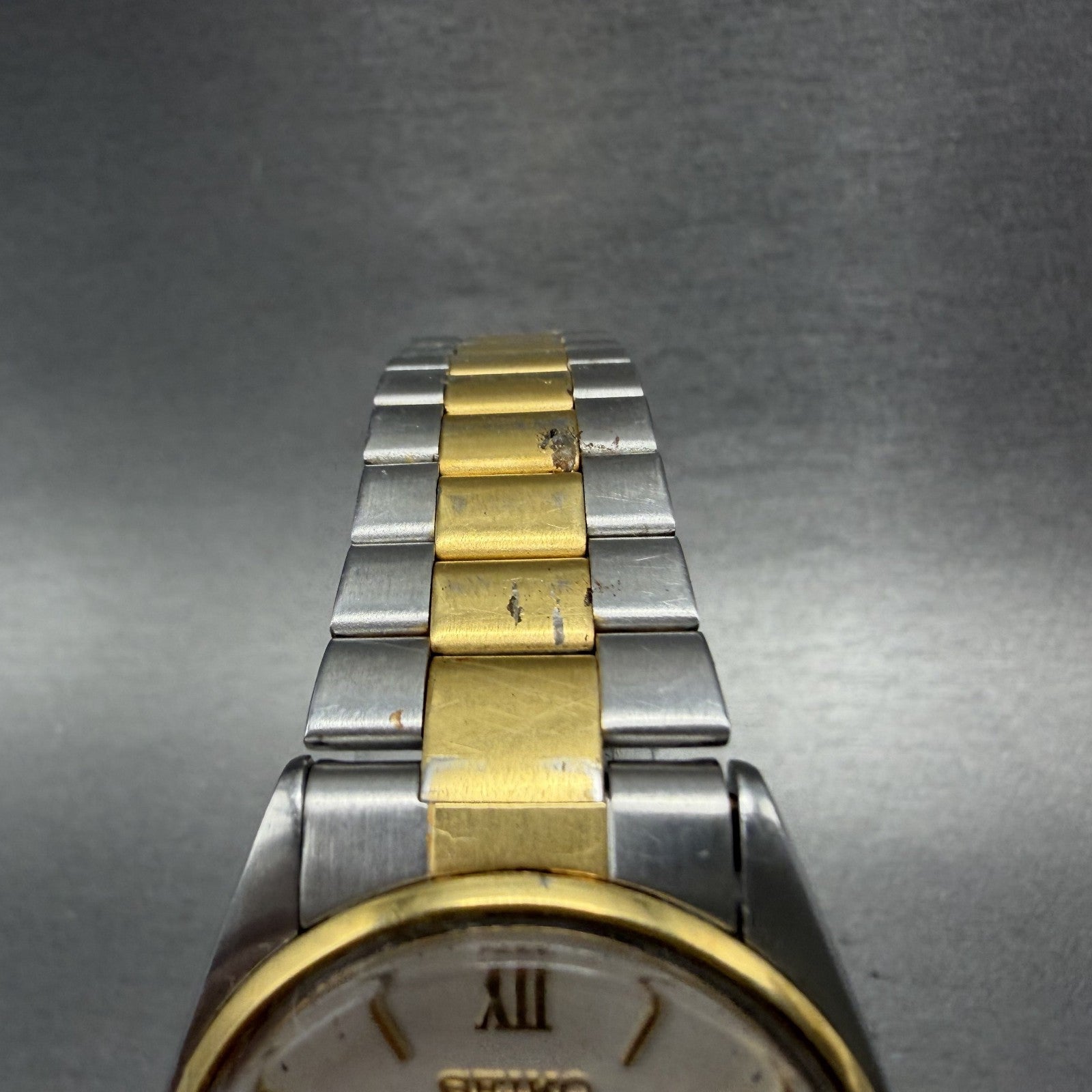 Seiko SQ Watch Men 33mm Silver Dial Two Tone Date 5y22-6009 New Battery4