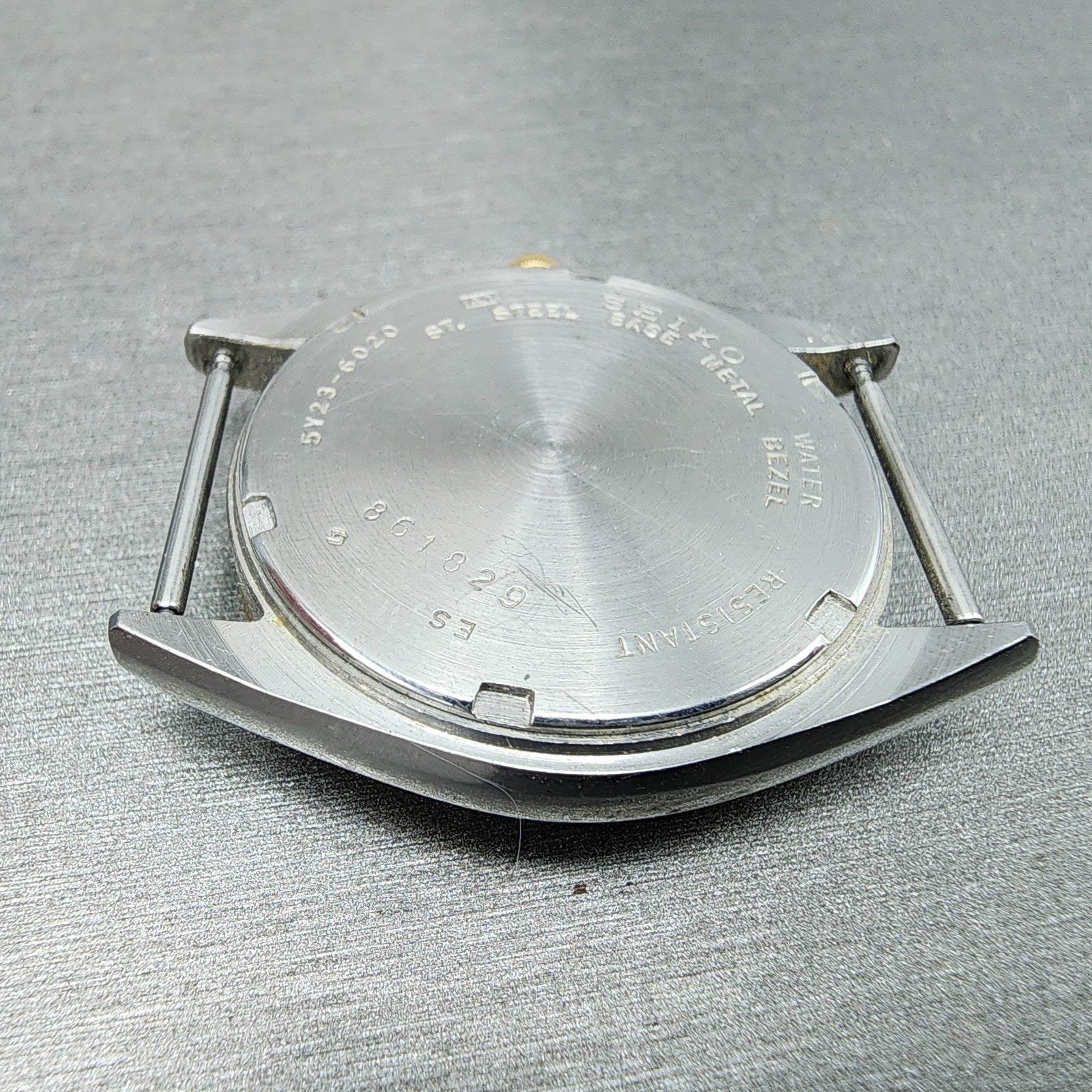 Seiko SQ Watch Men 33mm Gray Dial Two Tone Round Daydate 5y236020 PARTS8