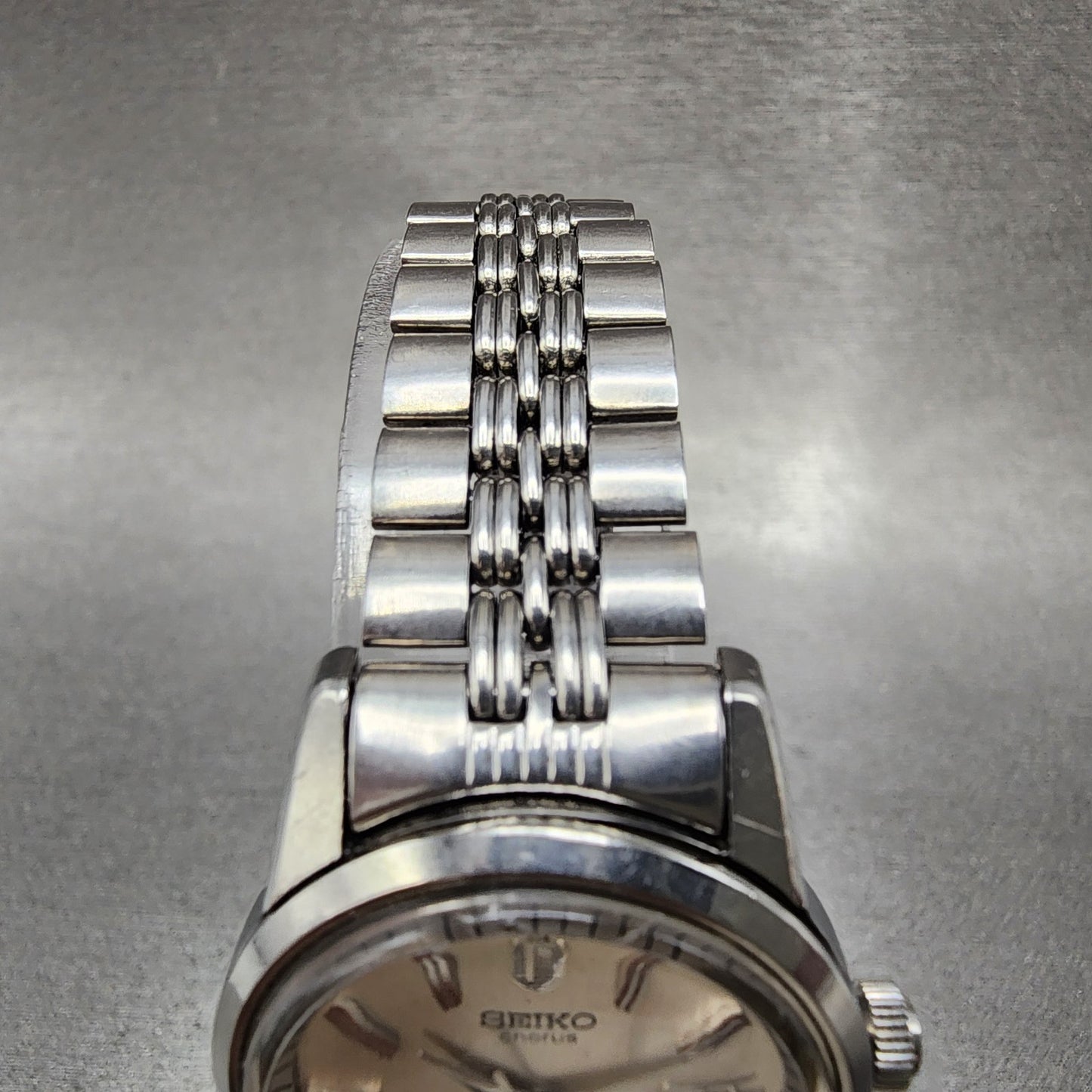 Seiko Chorus Watch Women 26mm Silver Dial Silver Tone Date 21180230 Manual Runs4