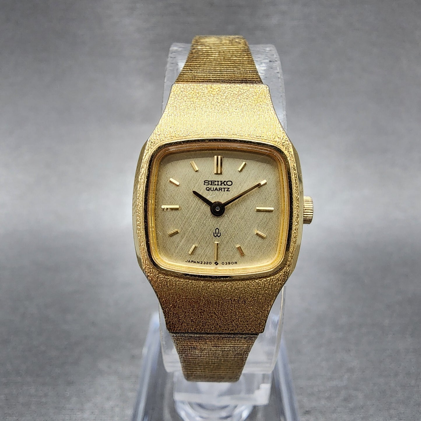 Seiko Watch Women 18mm Champagne Dial Gold Tone Rectangle 23205260 New Battery0