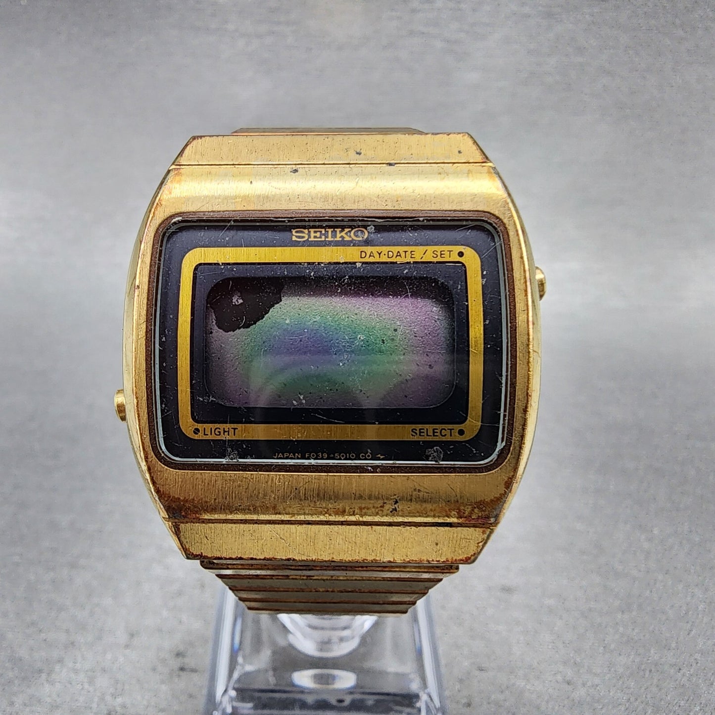 Seiko Digital Watch 34mm Gold Tone Daydate Rectangle F0395010 PARTS0
