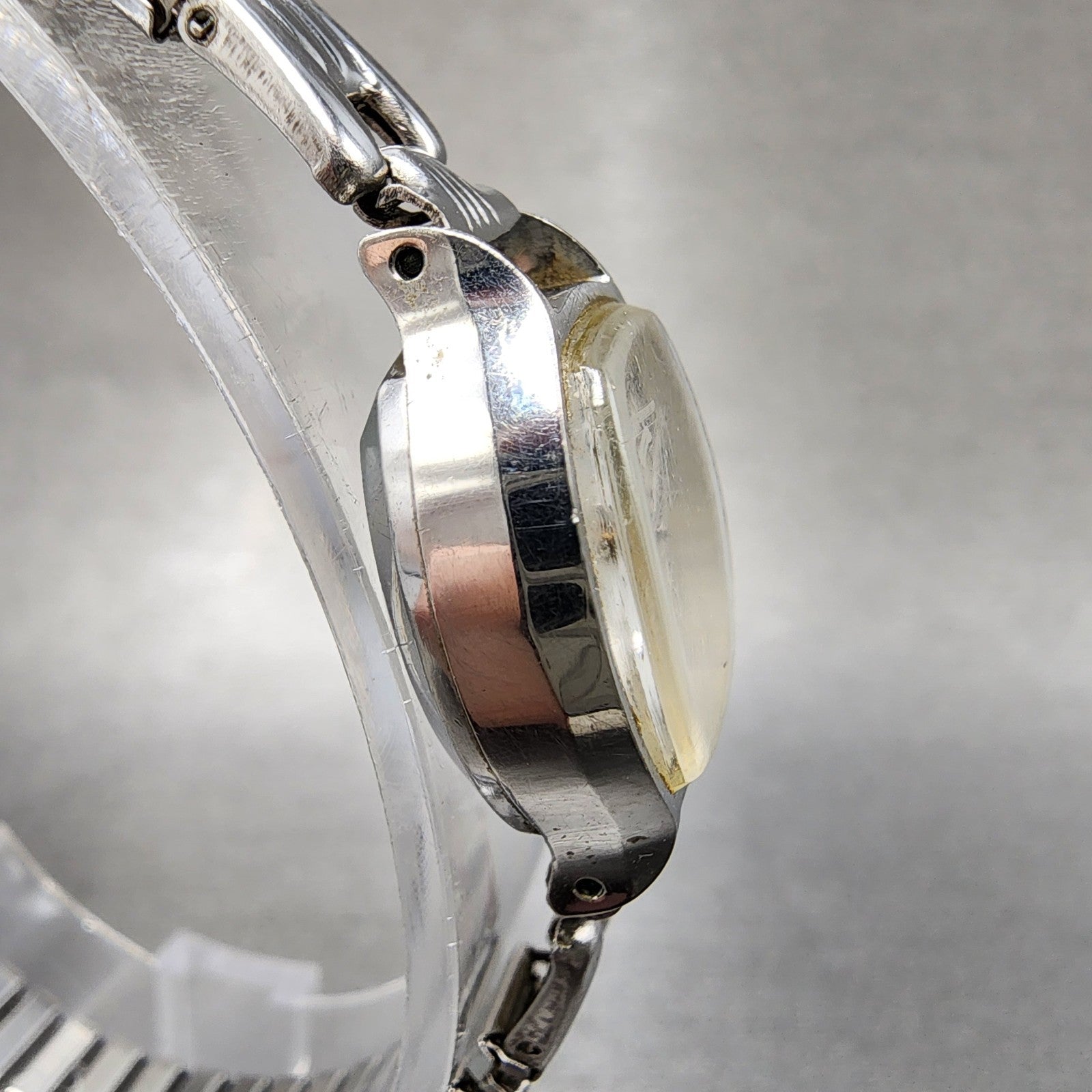 Seiko Salvia Watch Women 17mm White Dial Silver Tone Rectangle Manual Wind Runs3