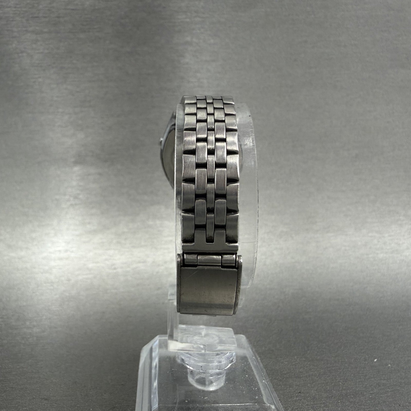 Casio LB320 Watch Women 25mm Digital Silver Tone Round New Battery Vintage7