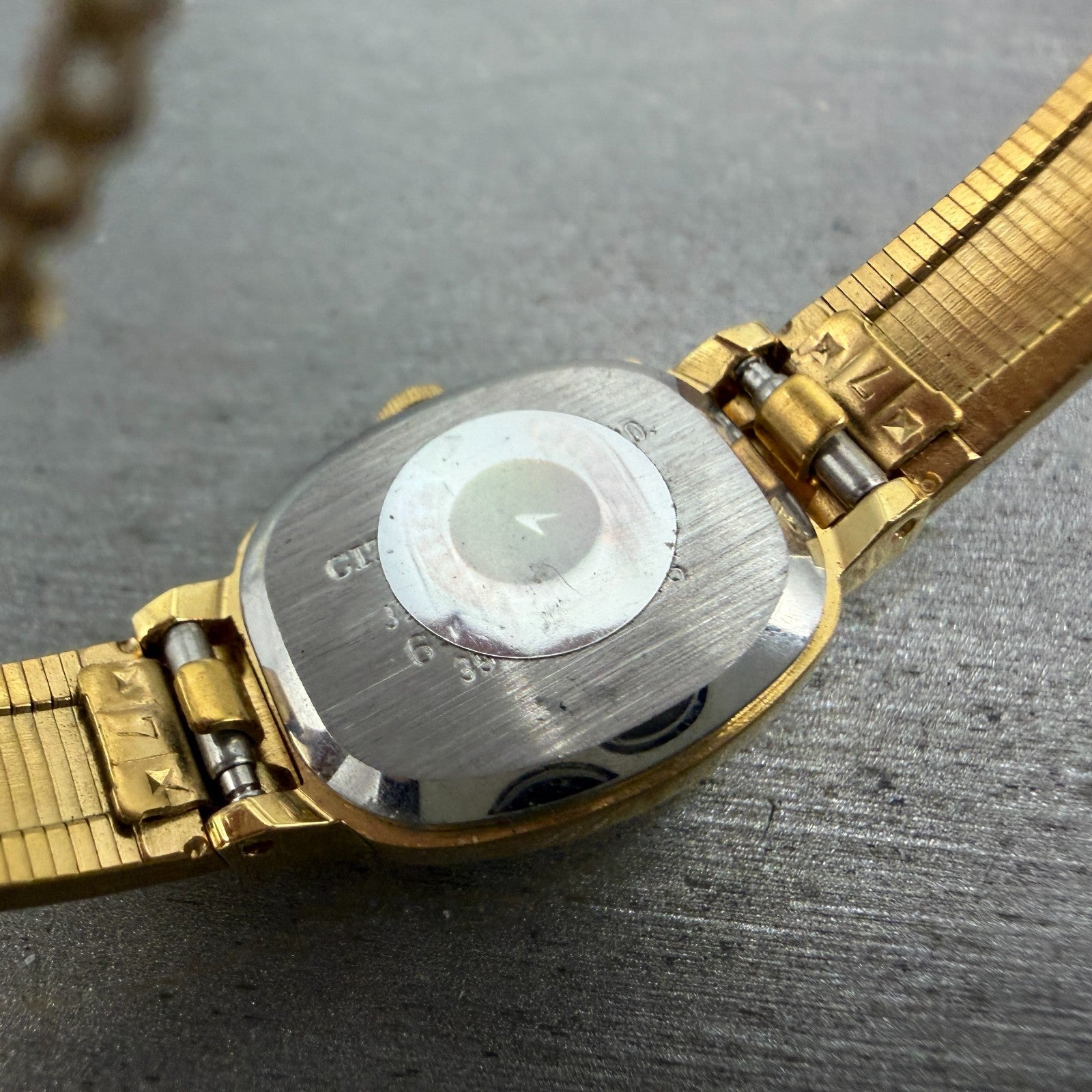 Citizen CQ Watch Women 17mm Champagne Dial Gold Tone 3220 New Battery Vintage9