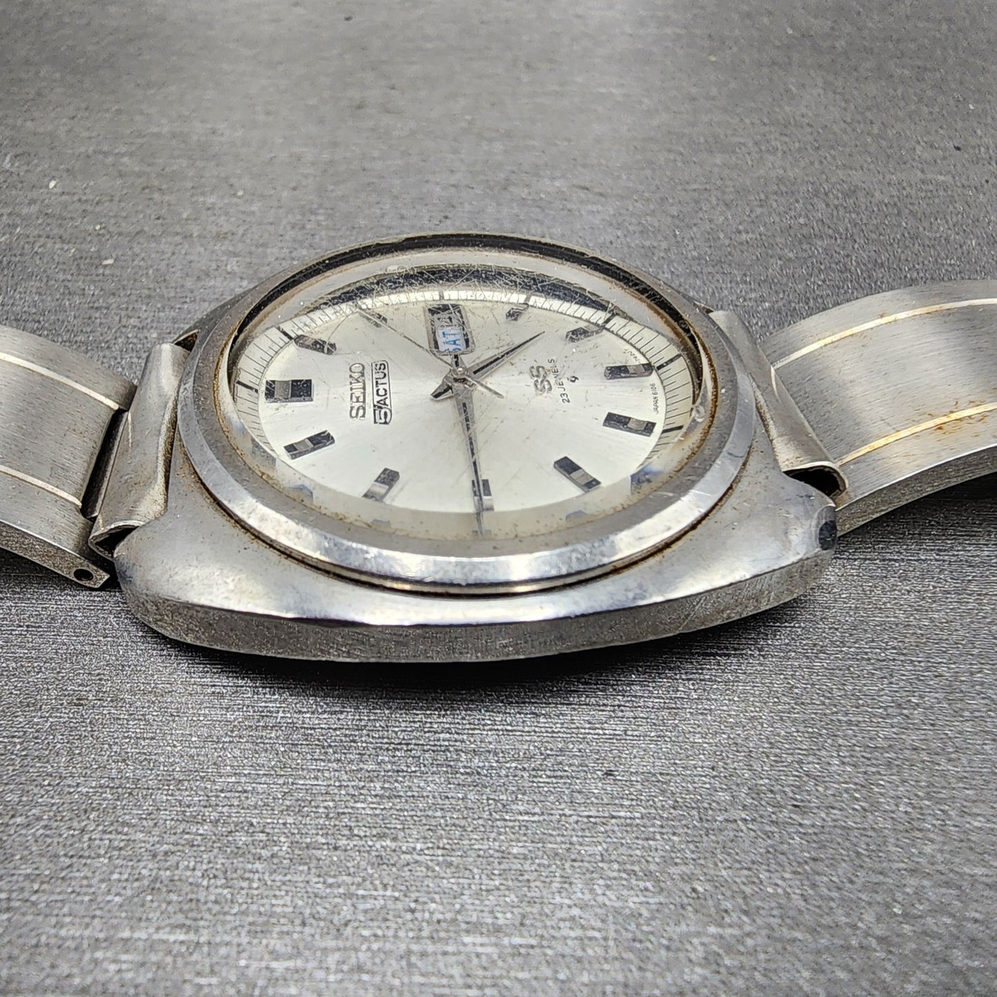 Seiko 5Actus Watch Men 39mm Silver Dial Silver Tone Daydate 61067420 PARTS6