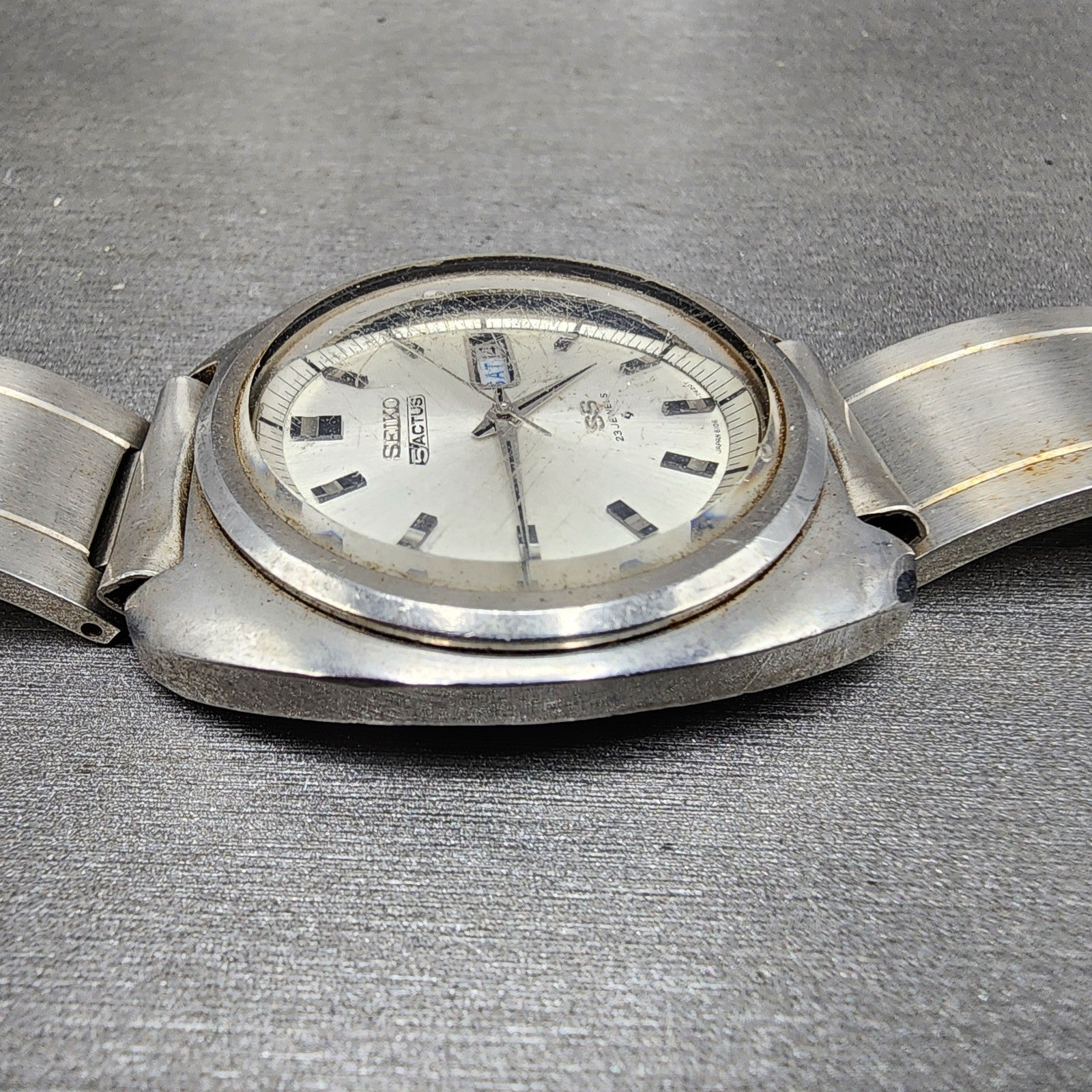 Seiko 5Actus Watch Men 39mm Silver Dial Silver Tone Daydate 61067420 PARTS6