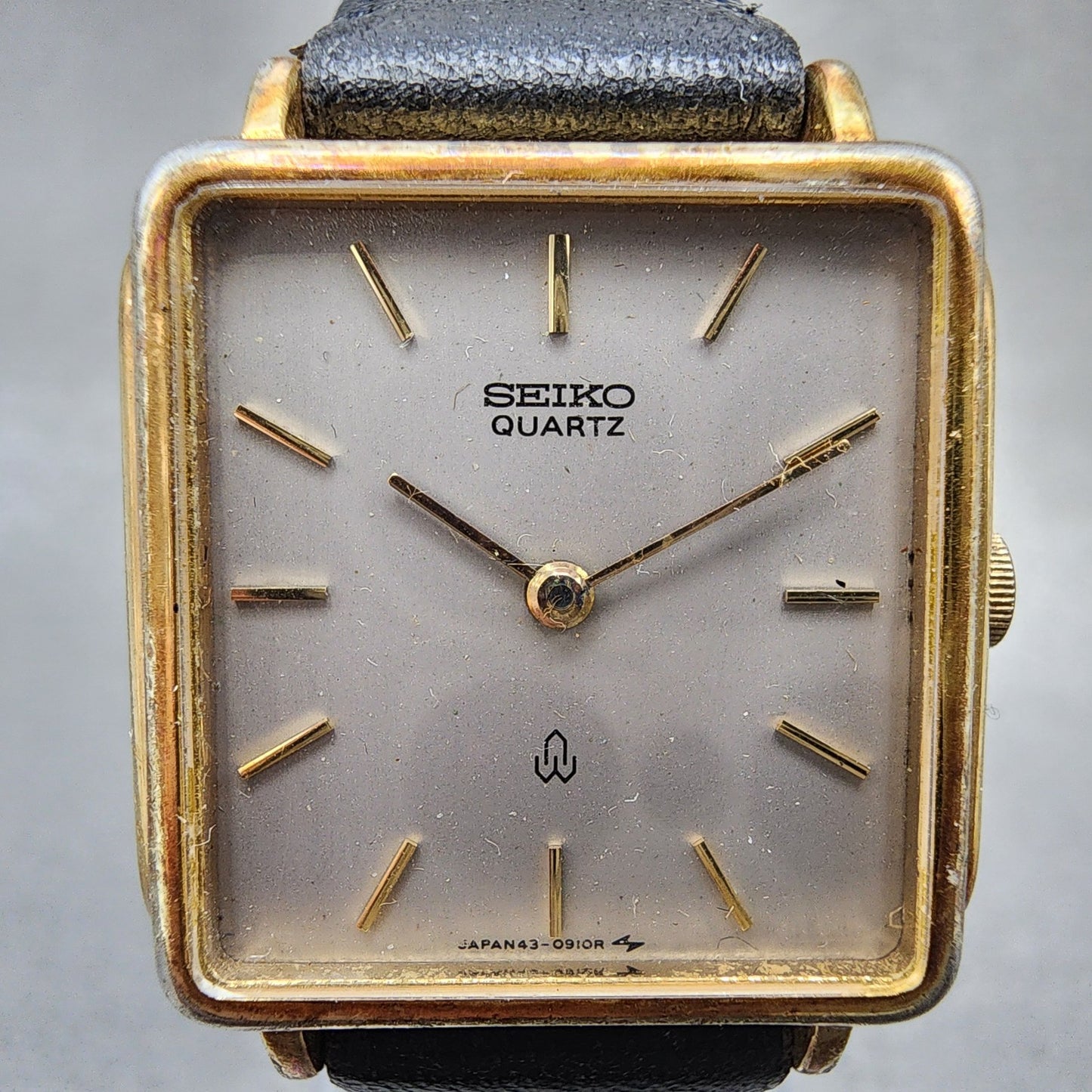Seiko Watch Women 24mm Gray Dial Gold Tone Rectangle 433350 New Battery1