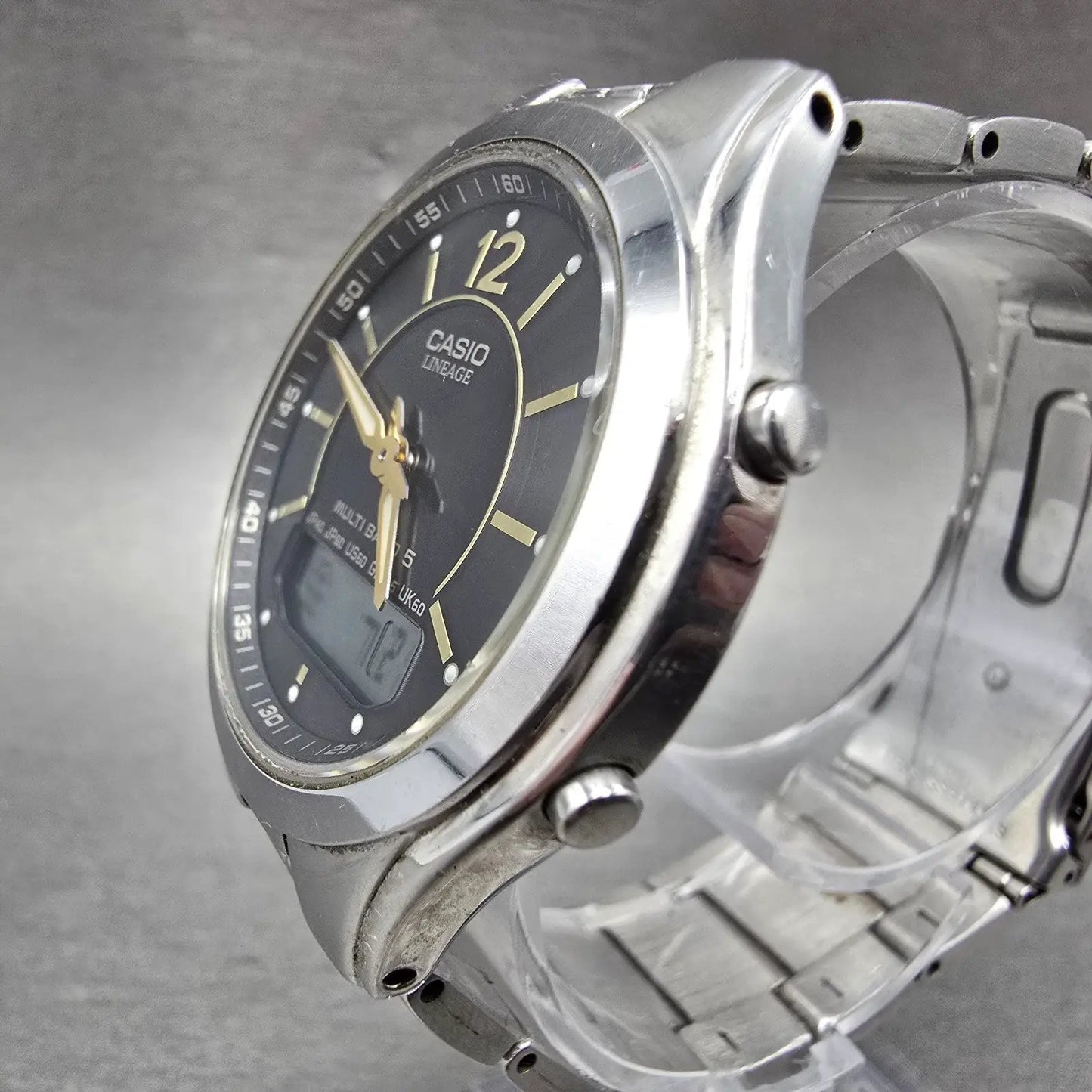 Casio Lineage LCW-M200 Watch Men 38mm Black Dial Steel Analog Digital Solar AB2