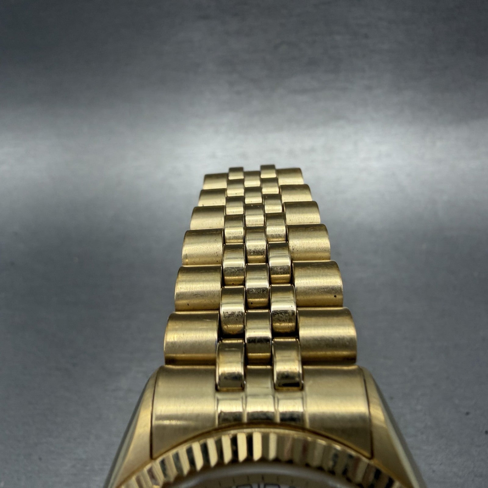 Wittnauer President Watch Men 35mm Gold Dial Gold Tone Daydate KW9650 New Batt4