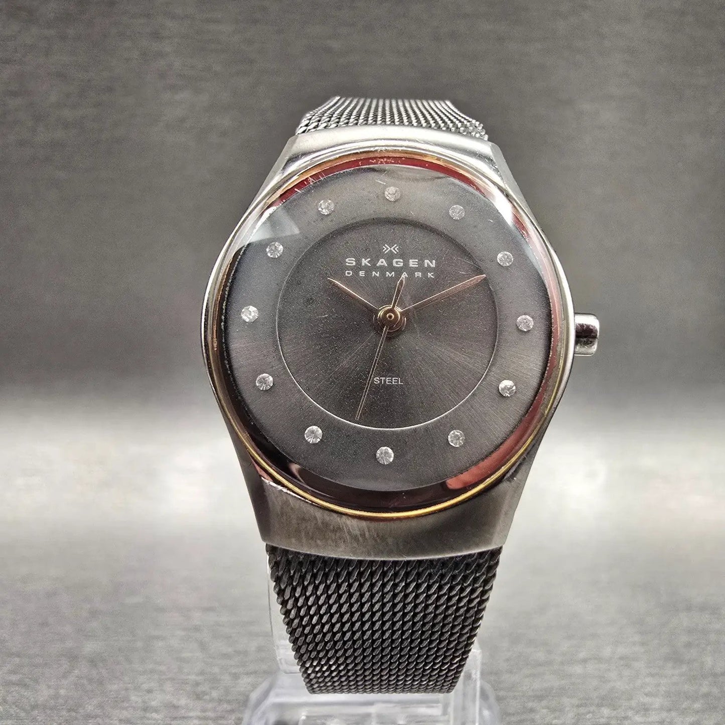 Skagen Watch Women 25mm Gray Dial Silver Tone Oval 693XSMM New Battery5