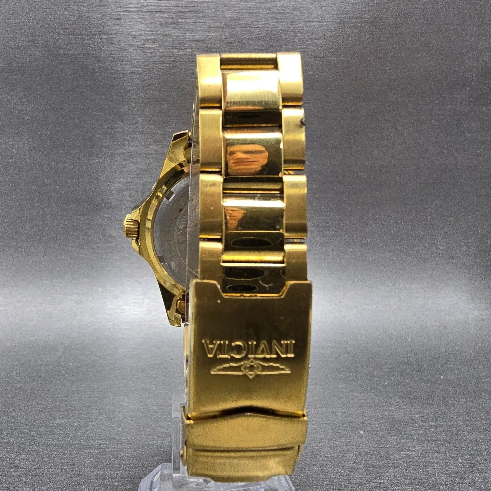 Invicta GMT Watch Unisex 38mm Champagne Dial Gold Tone Date 18252 New Battery7