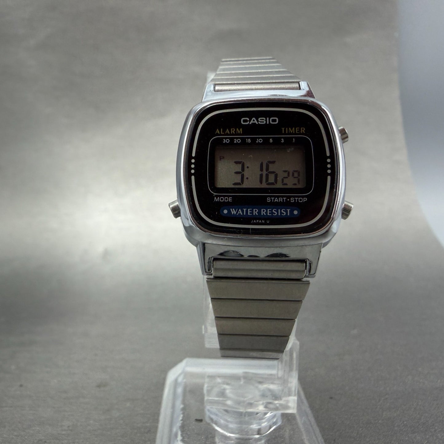 Casio Digital Watch Women 25mm Silver Alarm Chrono Daydate LA670W New Battery GR5