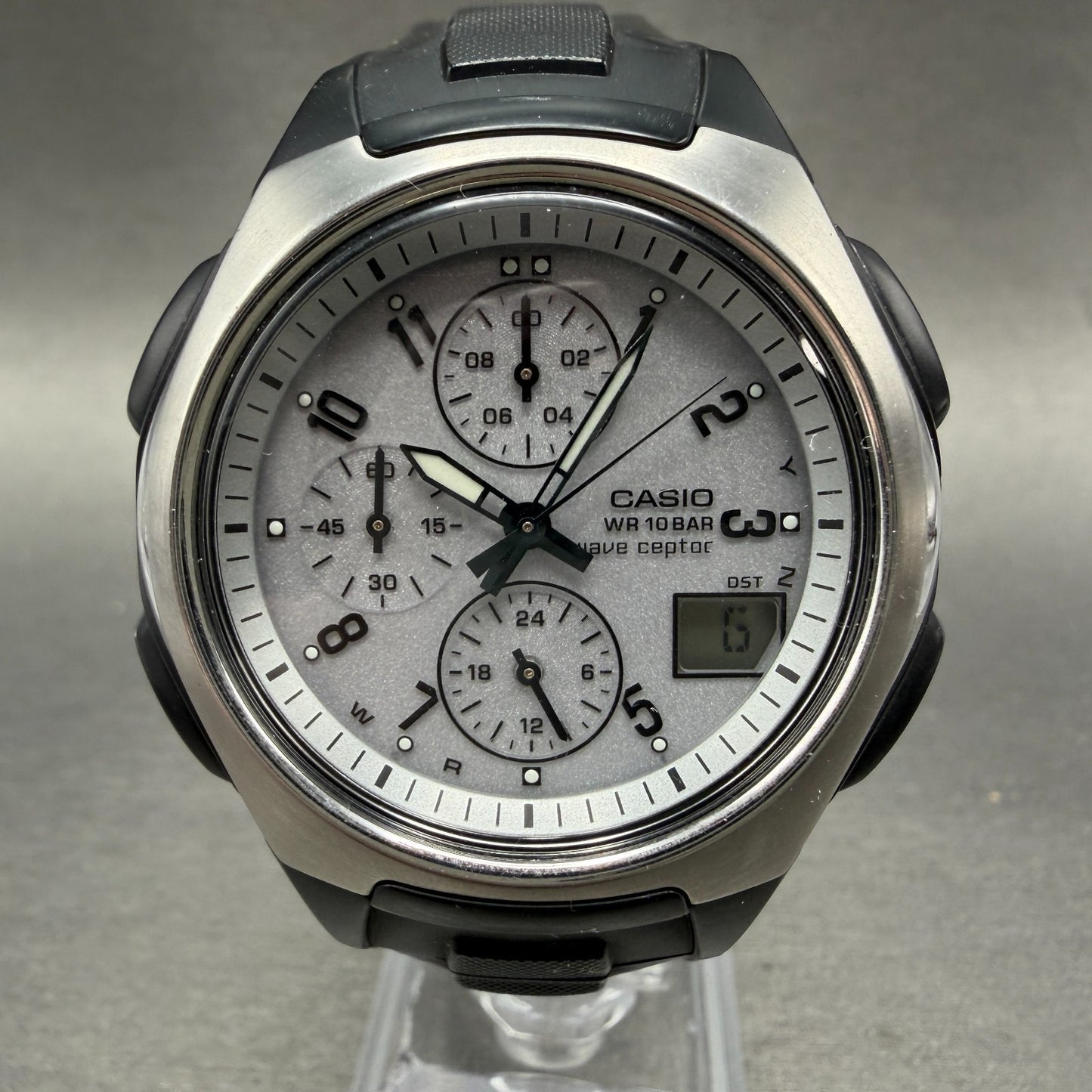 Casio Waveceptor WVQ-400 Watch Men 43mm Gray Dial Black Tone Date Solar Runs LD0