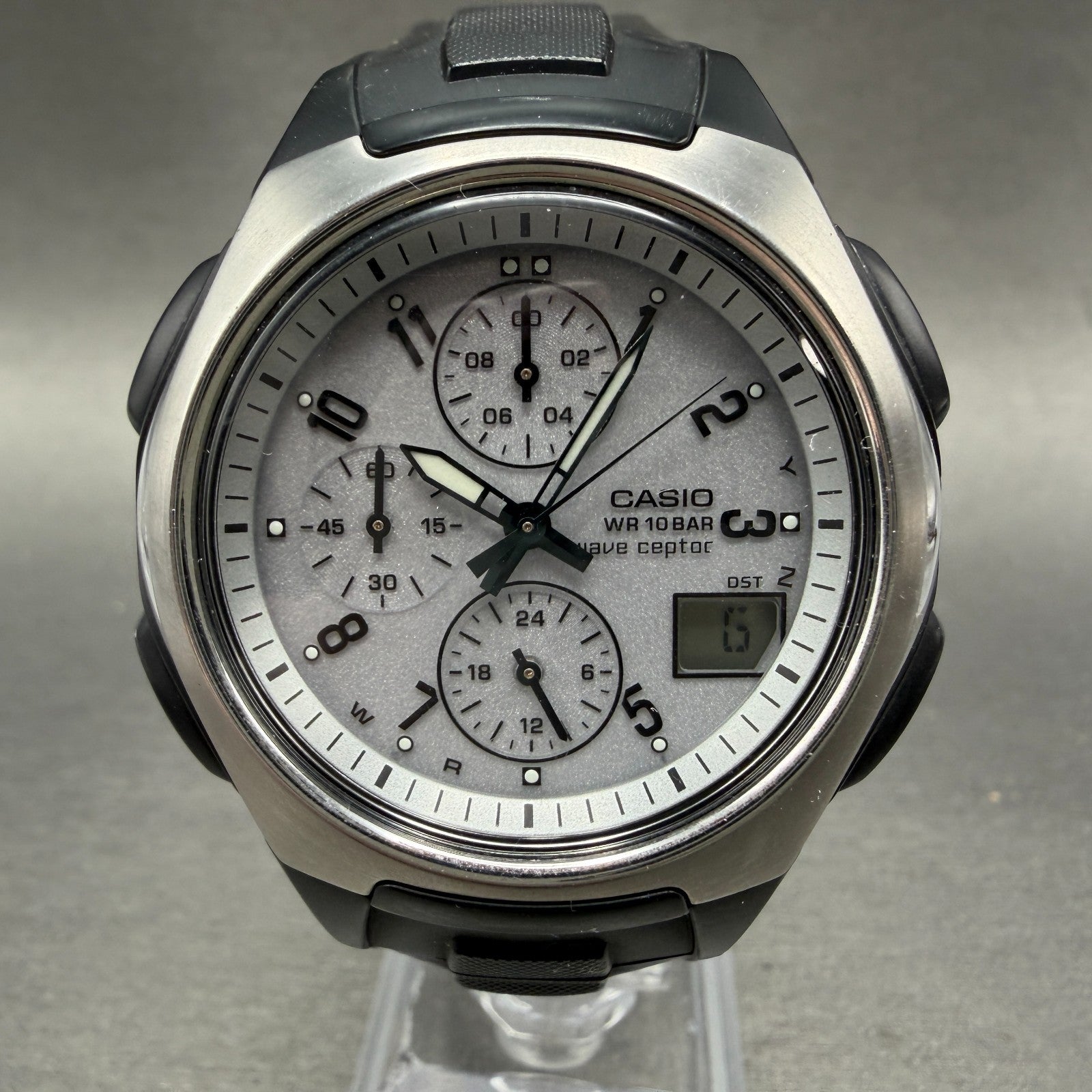 Casio Waveceptor WVQ-400 Watch Men 43mm Gray Dial Black Tone Date Solar Runs LD0