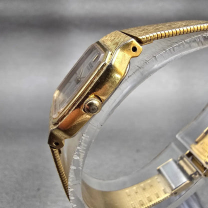 Seiko Watch Women 17mm Silver Dial Gold Tone Rectangle 2P20-5D39 New Battery VTG2