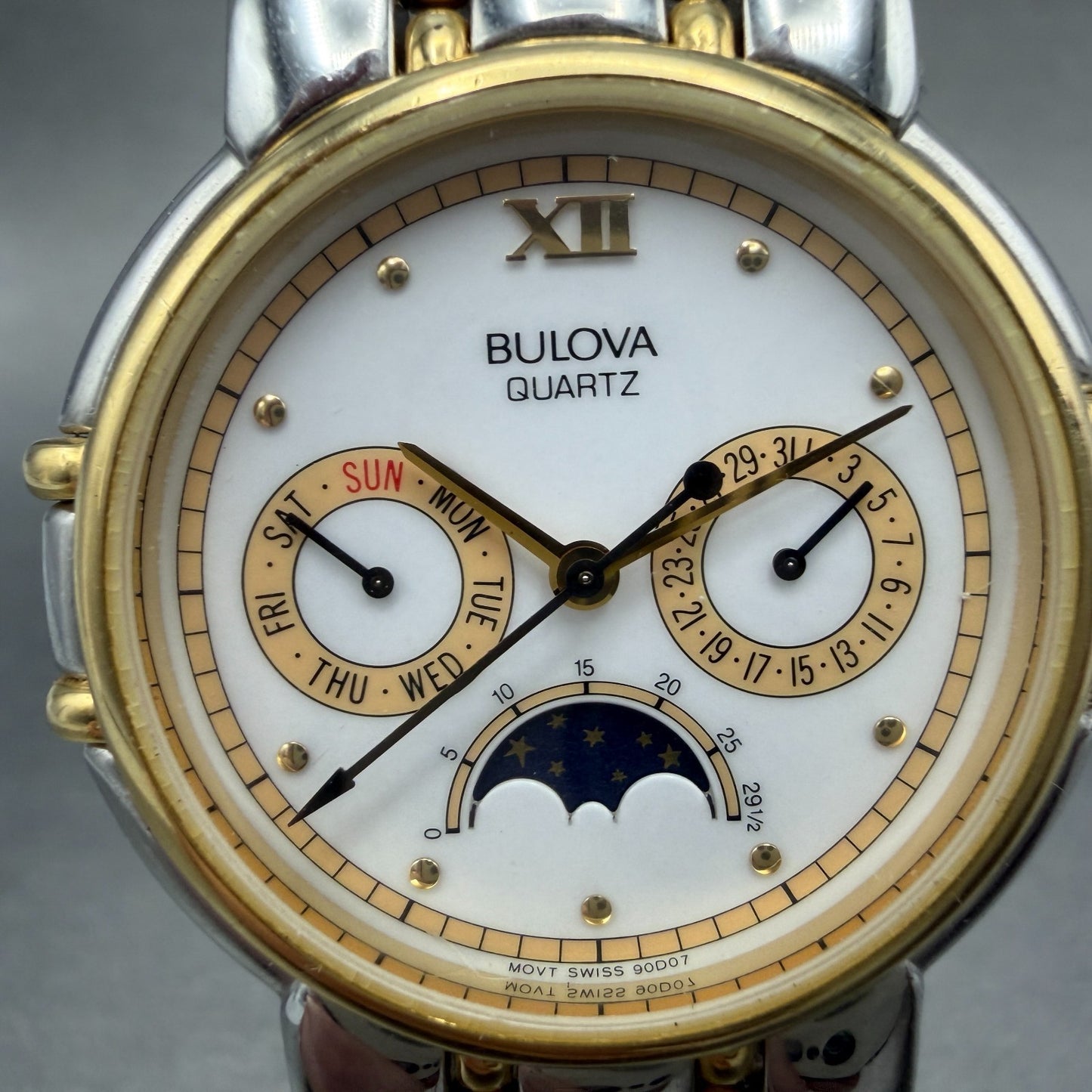 Bulova Moon Phase Watch Men 35mm White Dial Two Tone Daydate 90D07 New Battery1