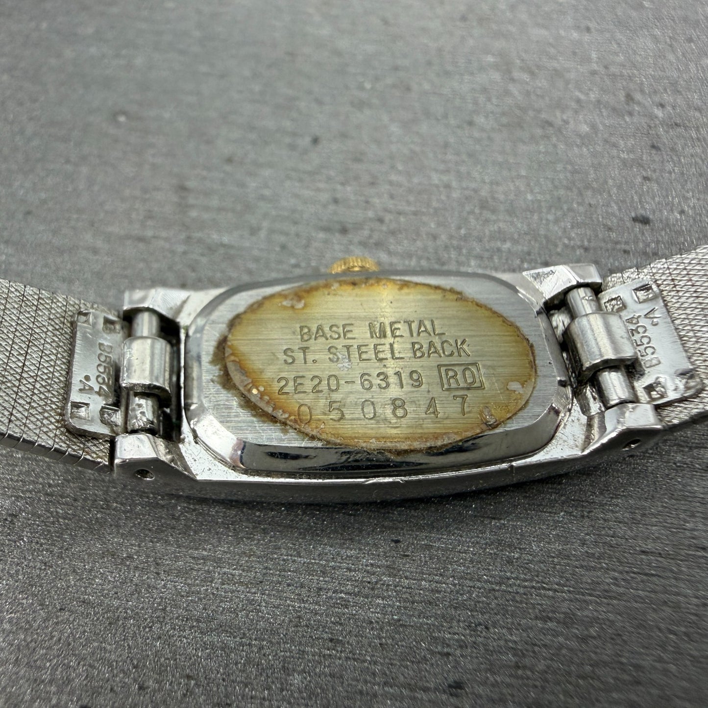 Seiko Tank Watch Women 13mm Gold Dial Gold Tone Rectangle 2E20-6319 New Battery49