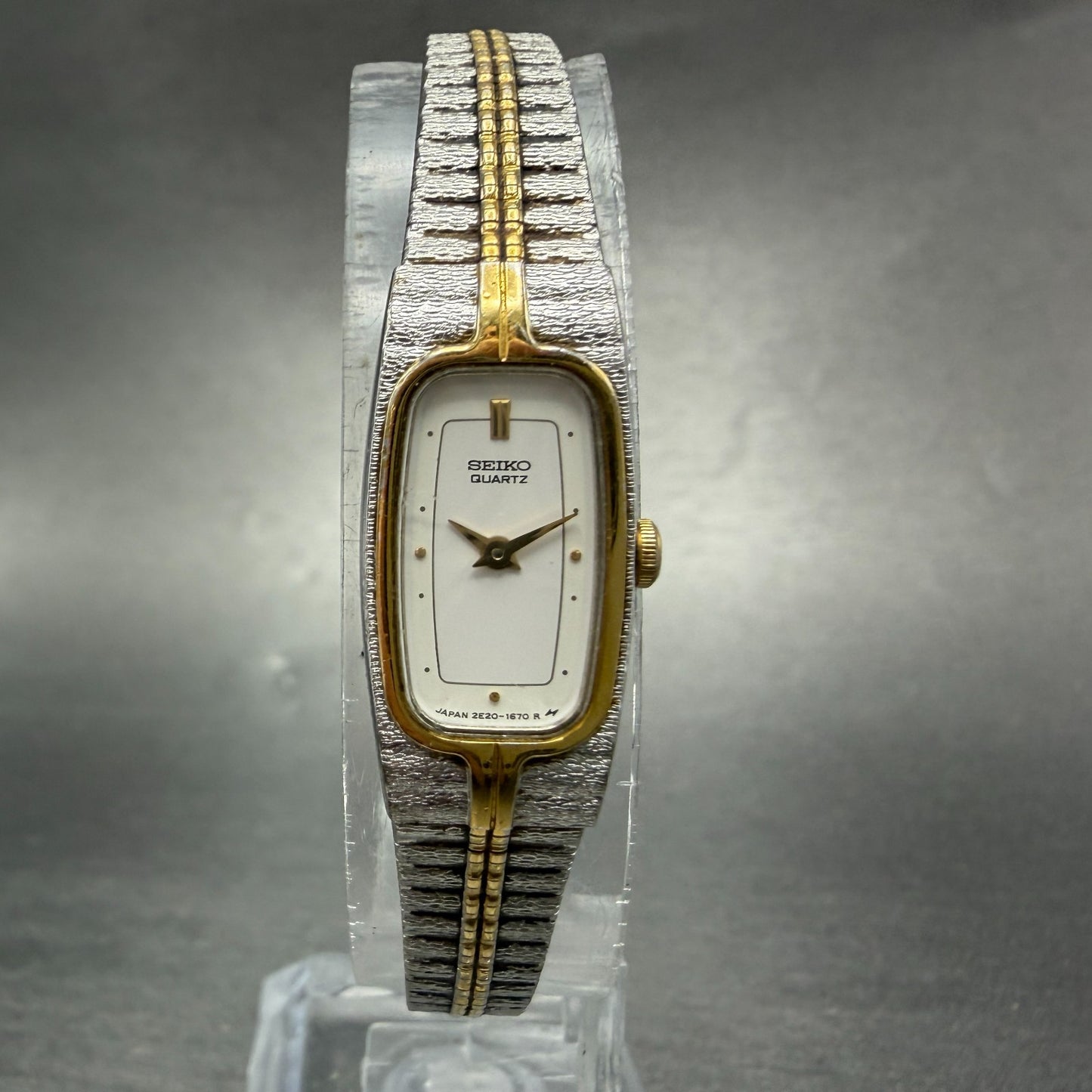 Seiko Tank Watch Women 13mm Gold Dial Gold Tone Rectangle 2E20-6319 New Battery60
