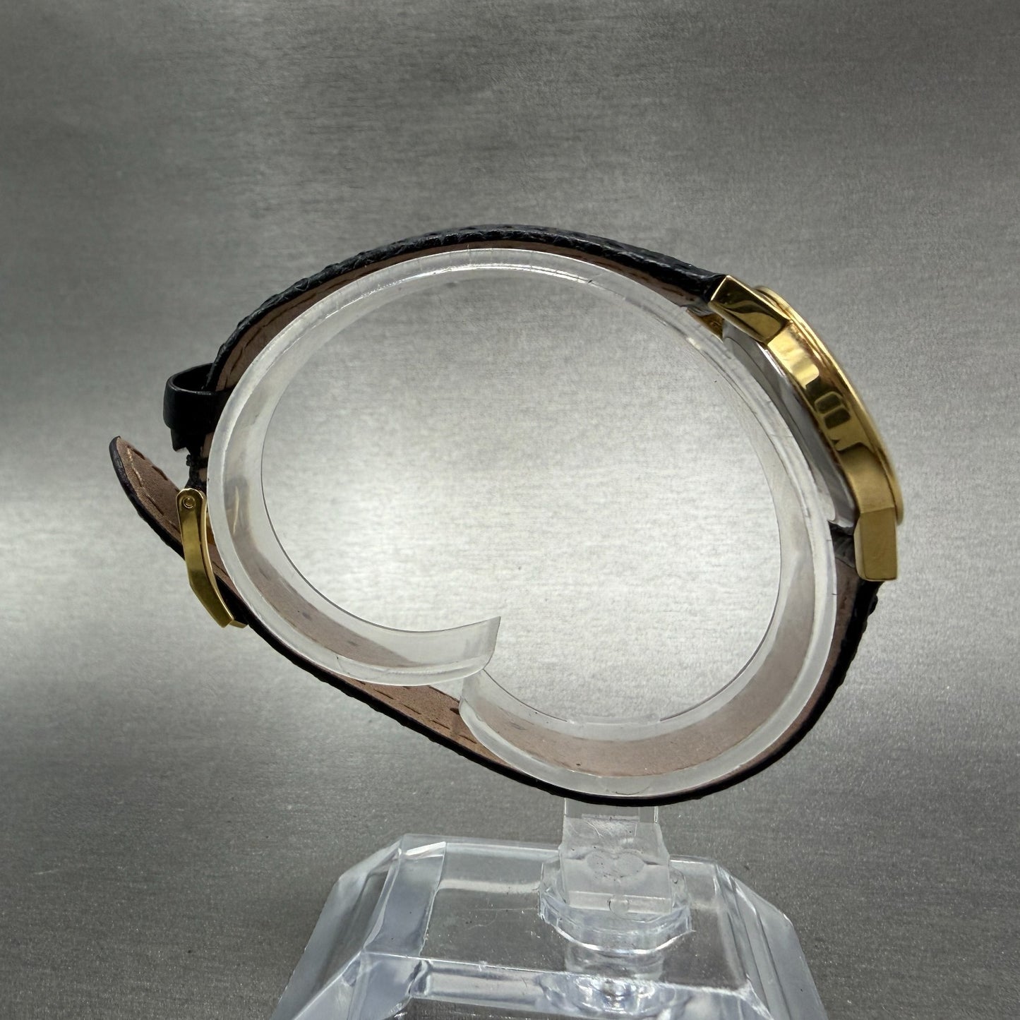 Movado Museum Watch Women 26mm Black Dial Gold Tone Round 88 A1 1837 New Batt 678