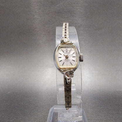 Citizen Nova Watch Women 15mm Silver Dial White Gold Plated Manual Wind Runs