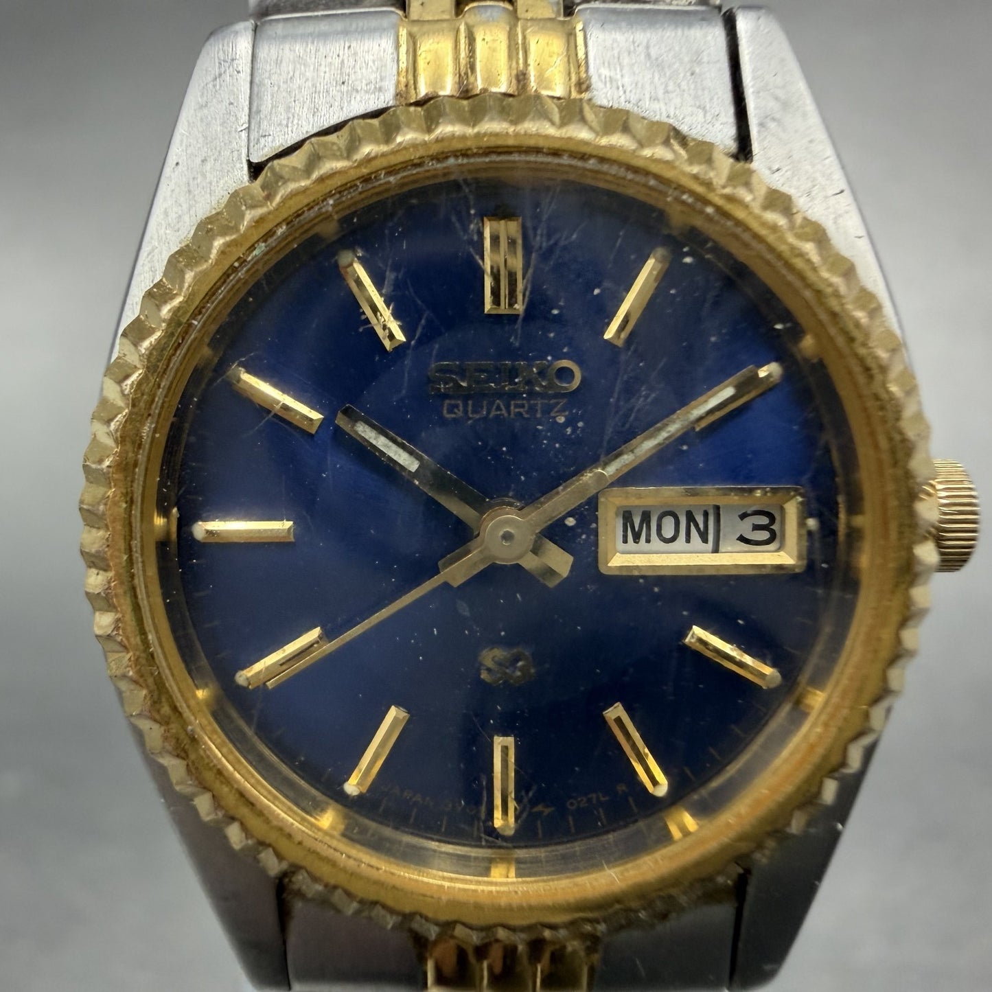 Seiko SQ Watch Women 24mm Blue Dial Two Tone Daydate Round New Battery ABACDABA1