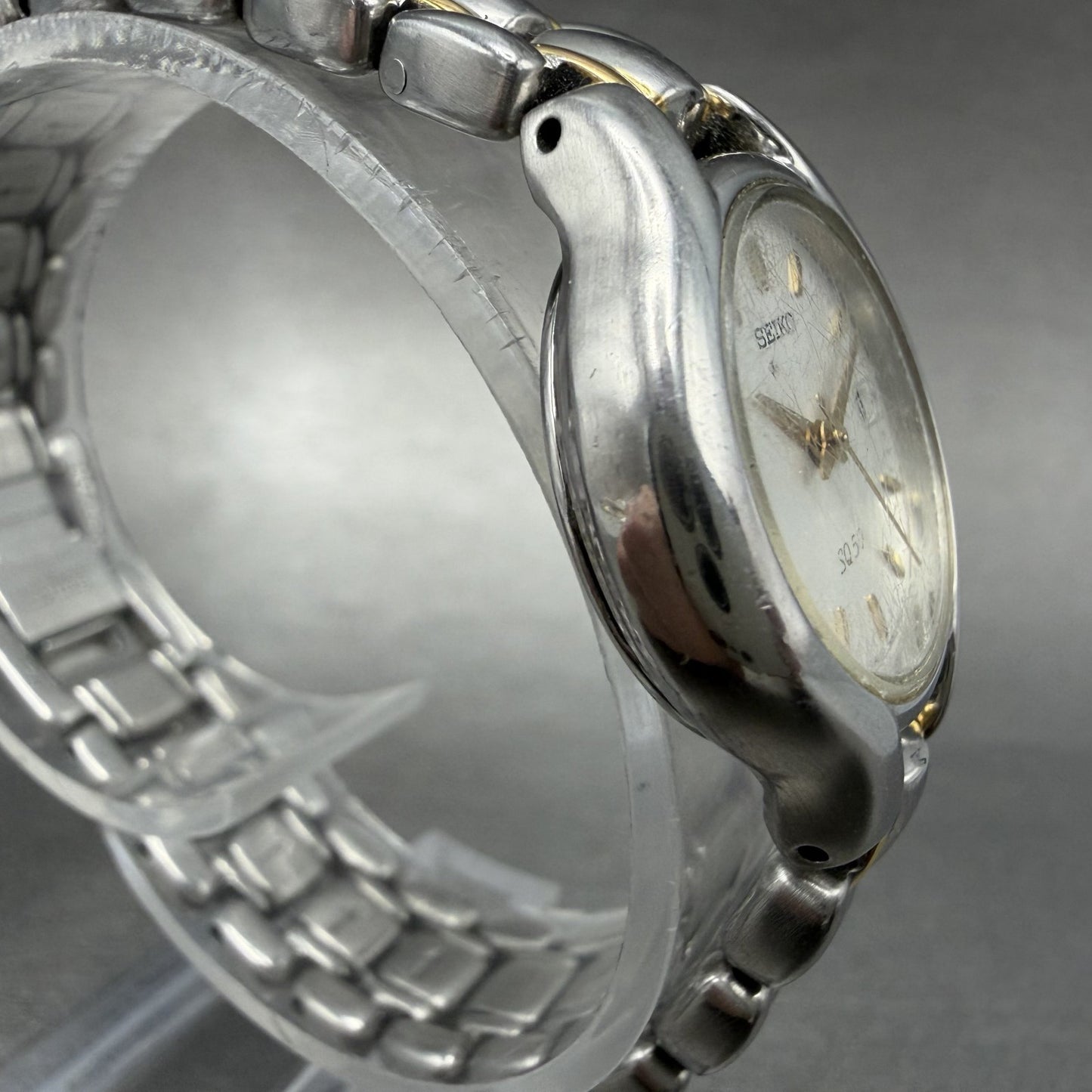 Seiko SQ 50 Watch Women 25mm White Dial Two Tone Date 7N82-0301 New Battery LK d3