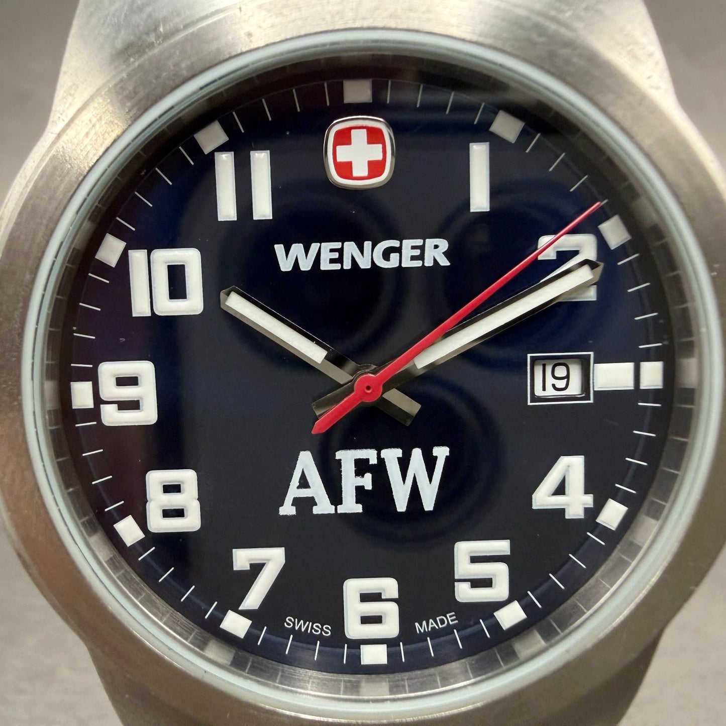 Wenger Watch Men 41mm Blue Dial Silver Tone Round Date 0441.00 New Battery1