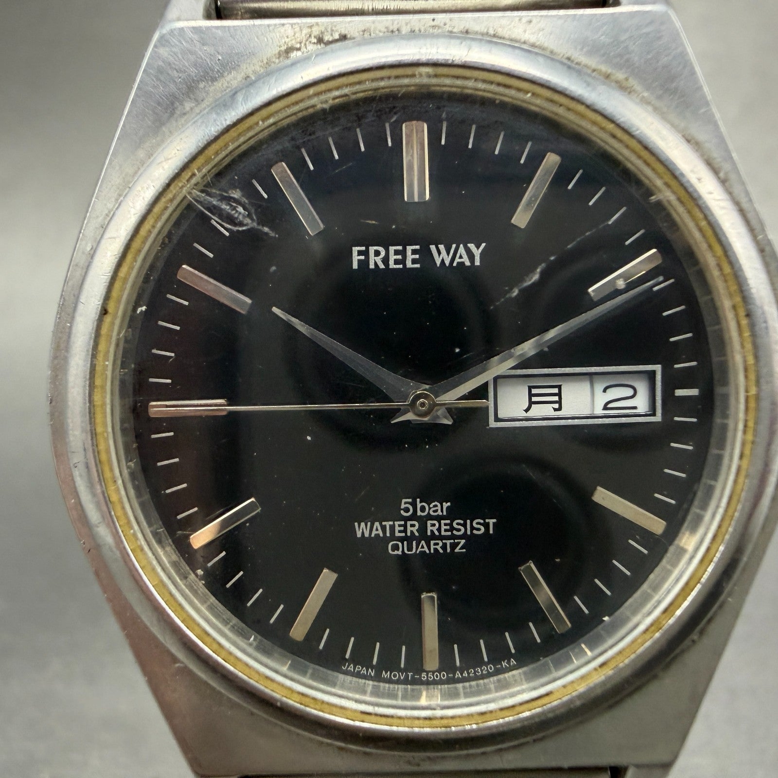 Citizen Freeway Watch Men 35mm Black Dial Silver Tone Daydate Round New Battery1