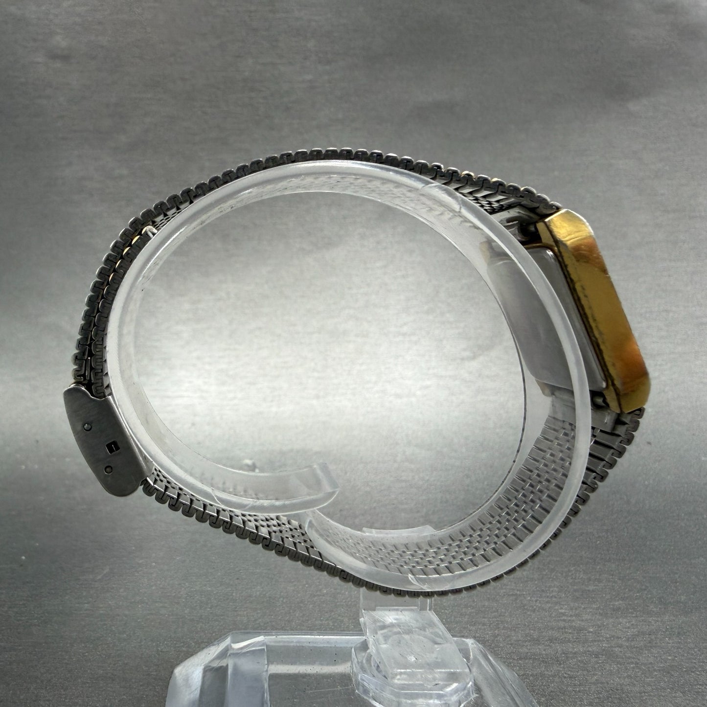 Seiko Tank Watch Women 19mm Champagne Dial Gold Tone 2Y01-5D19 New Battery8