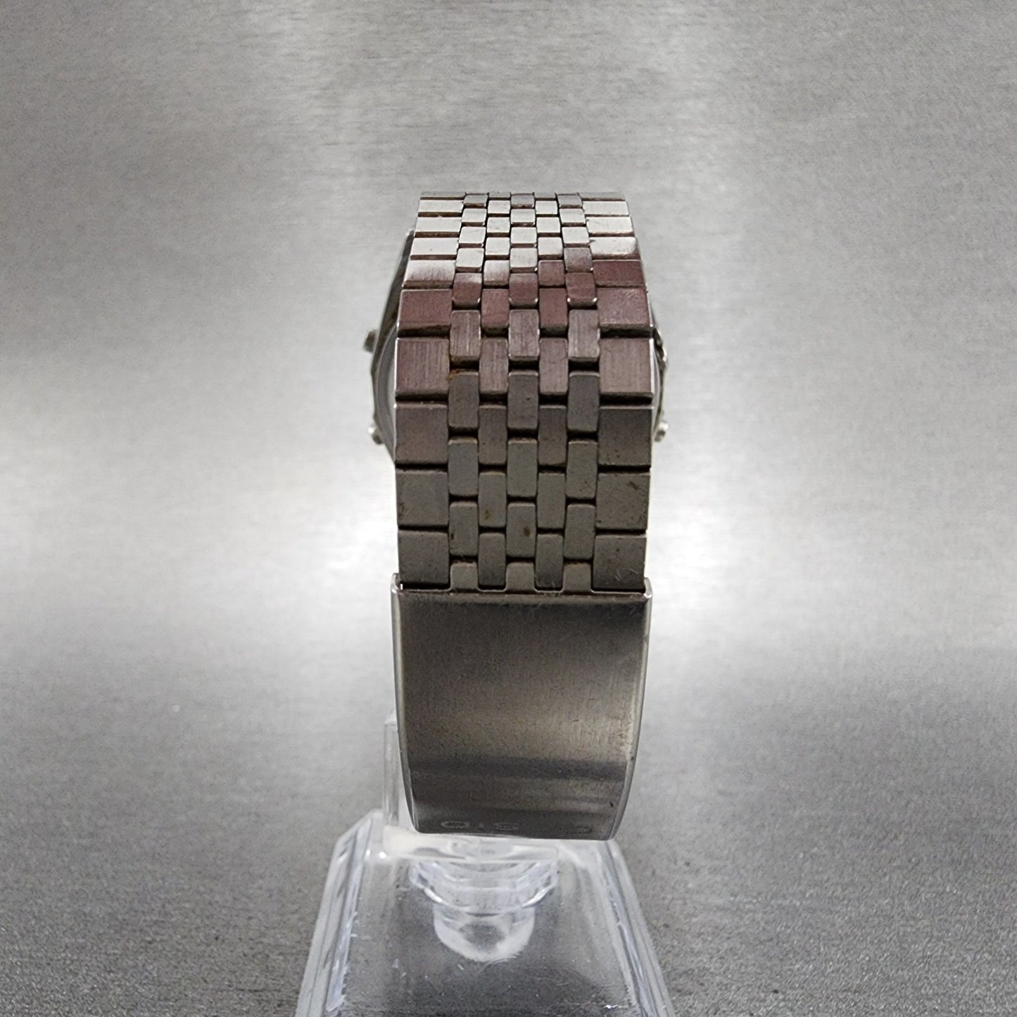 Casio W35 Watch Men 36mm Silver Tone LCD Alarm Chrono New  Battery7