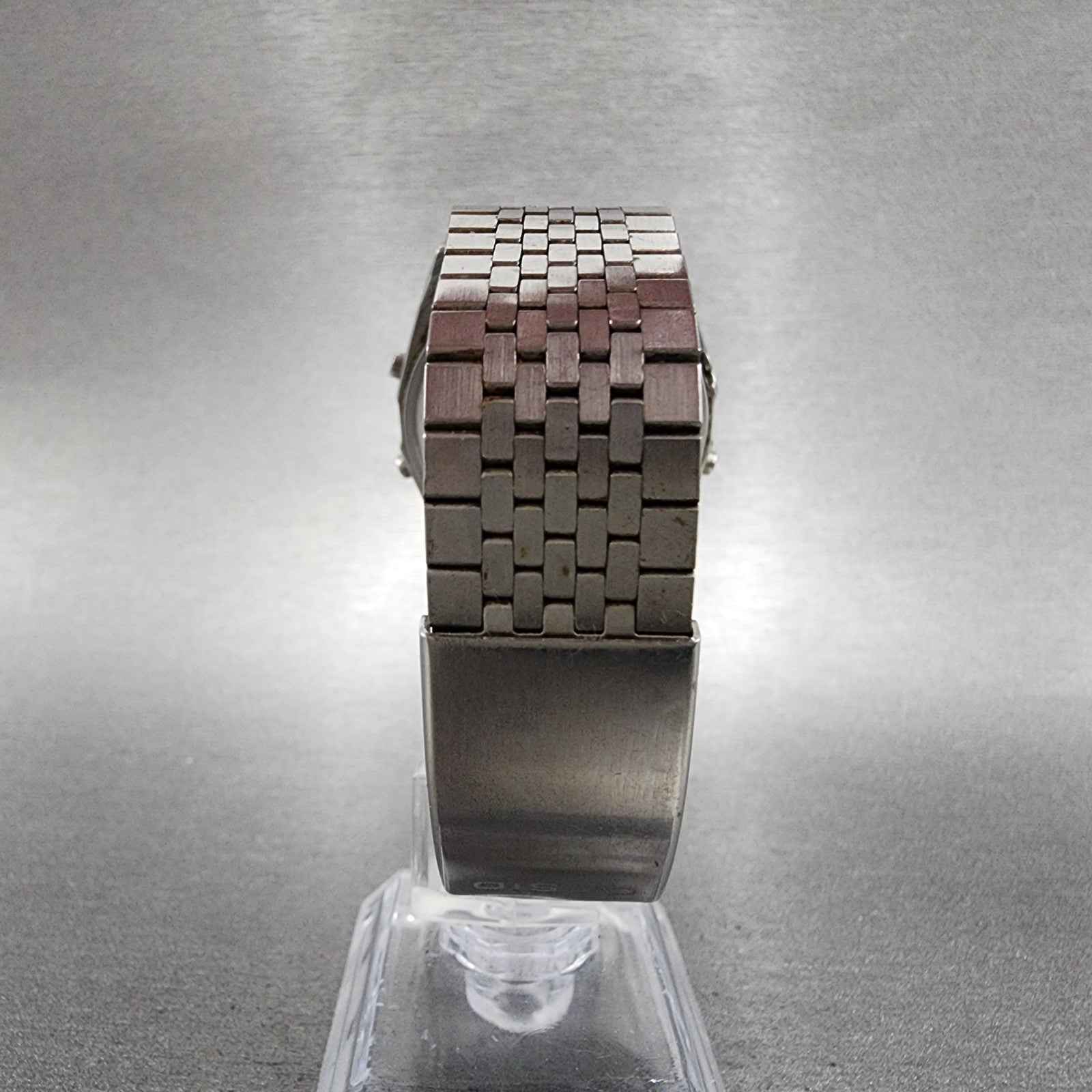 Casio W35 Watch Men 36mm Silver Tone LCD Alarm Chrono New  Battery7