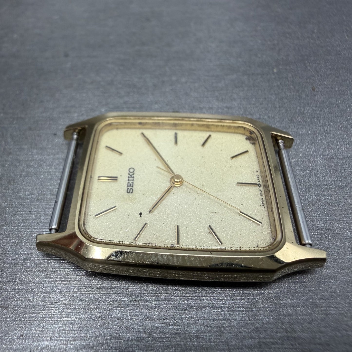 Seiko Tank Watch Men 27mm Cream Dial Gold Tone Rectangle 5E31-5A50 PARTS4