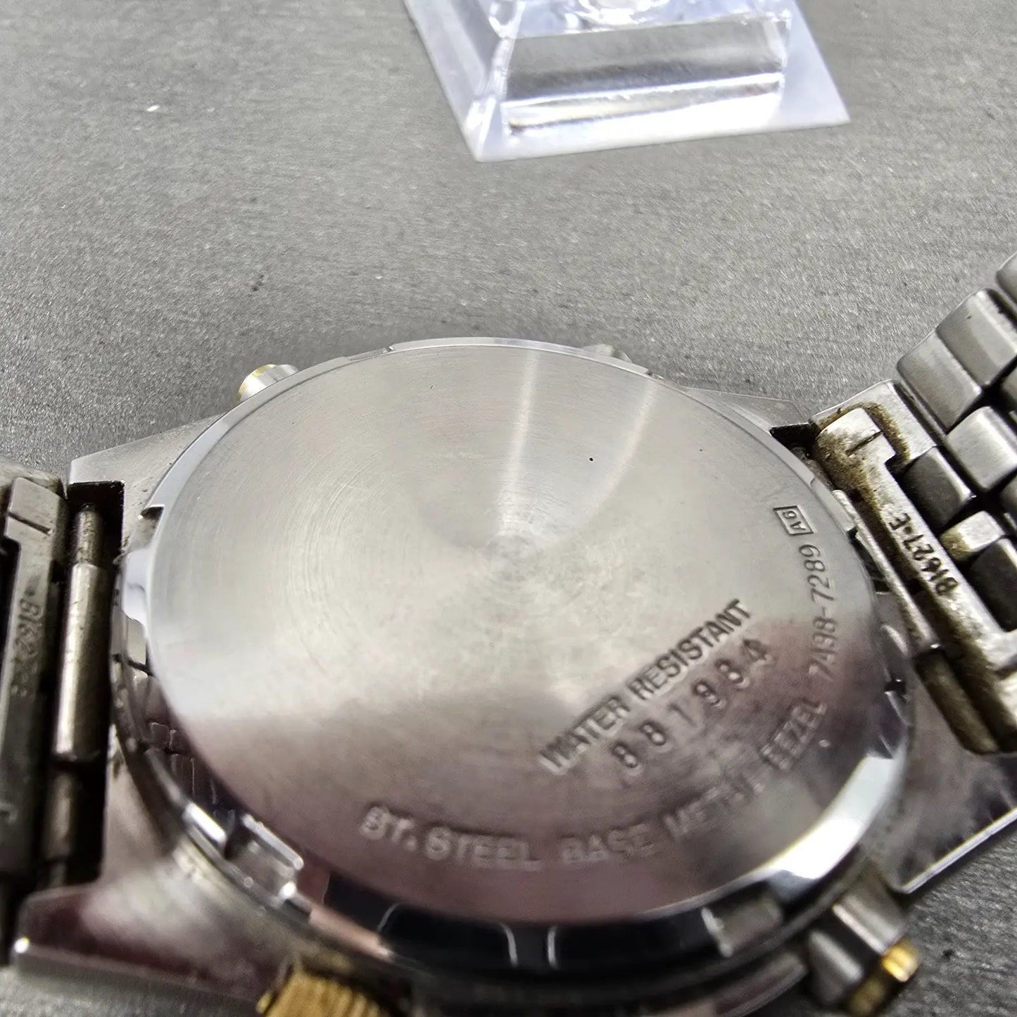 Seiko Chronograph Watch Men 37mm White Dial Two Tone Daydate 7A38-7289 PARTS10