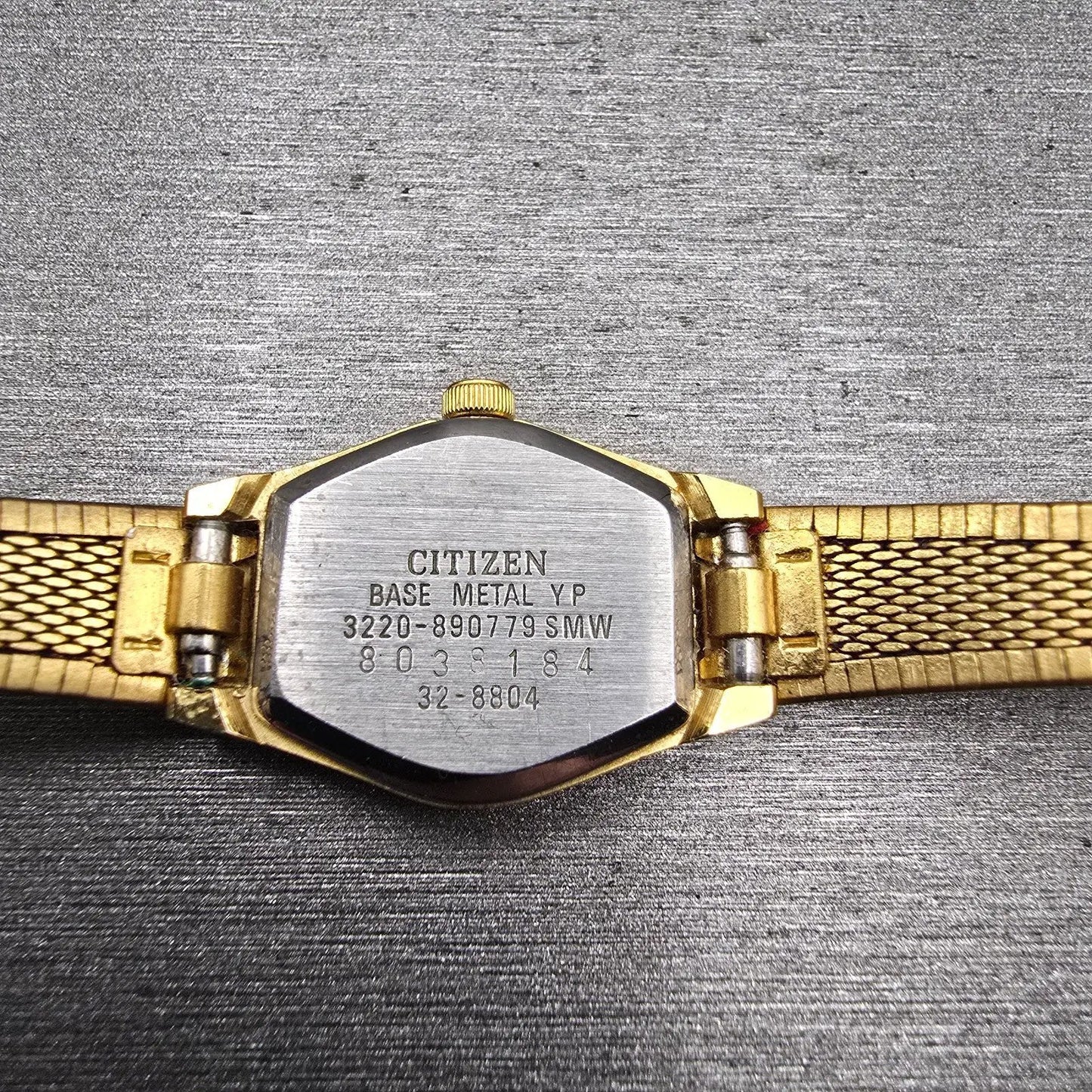 Citizen CQ Watch Women 17mm Champagne Dial Gold Tone Oval 3220-890779 New Batt10