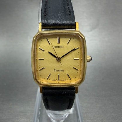 Seiko Exceline Tank Watch Women 20mm Champagne Dial Gold Tone 7321-6570 New Batt0