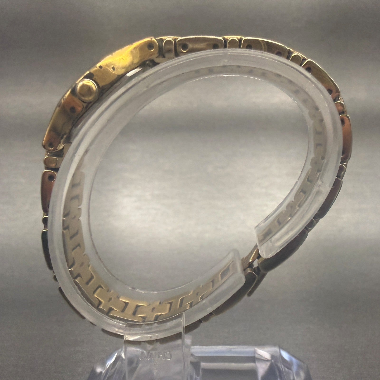 Seiko Watch Women 17mm Champagne Dial Gold Tone Oval 1N01-0CS0 New Battery6