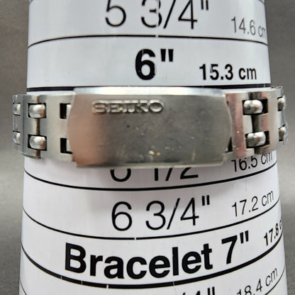 Seiko Chorus Watch Women 25mm Silver Dial Silver Tone Date Manual 2118-0200 Runs