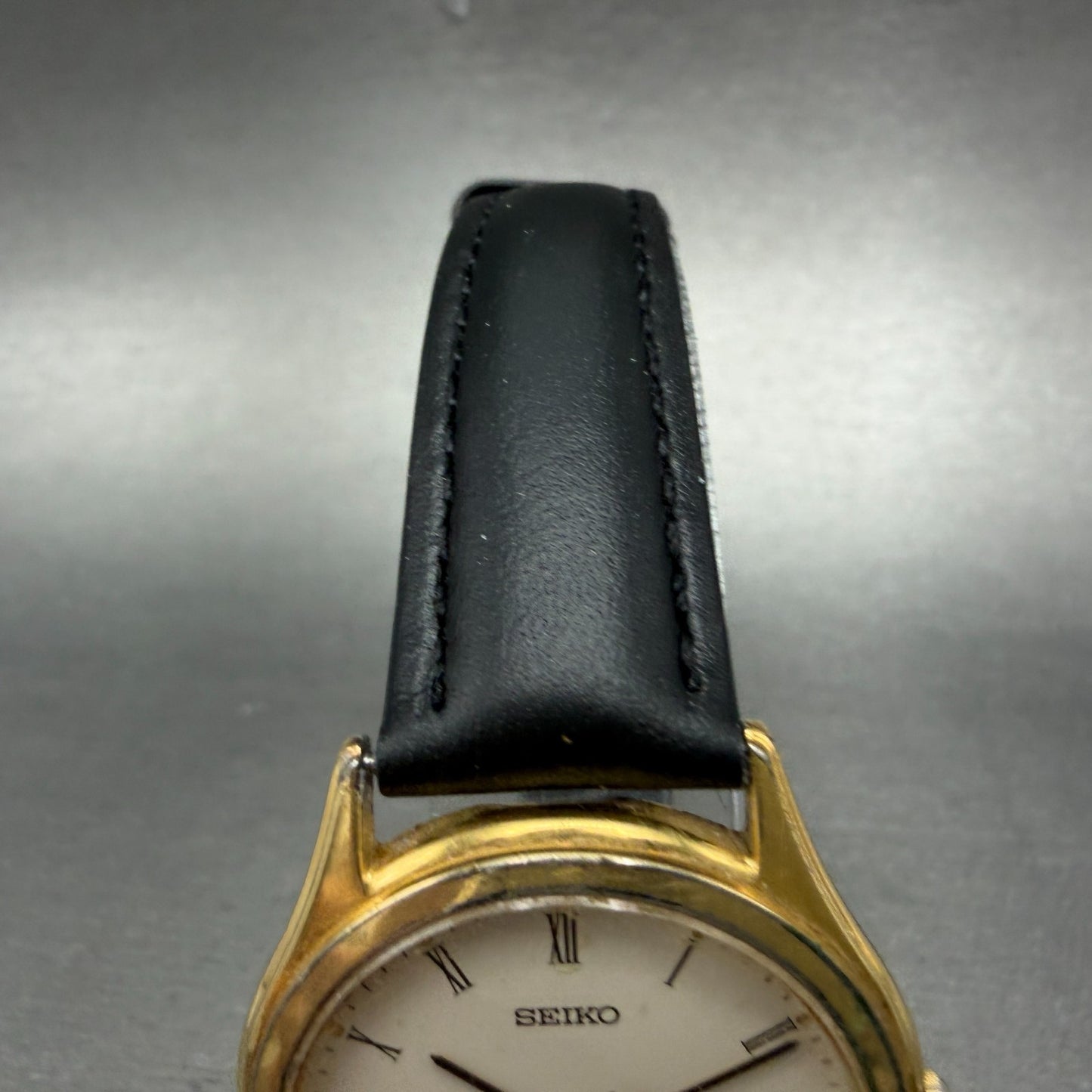 Seiko Spirit Watch Unisex 33mm White Dial Gold Tone Round 5E21-6D70 New Battery4