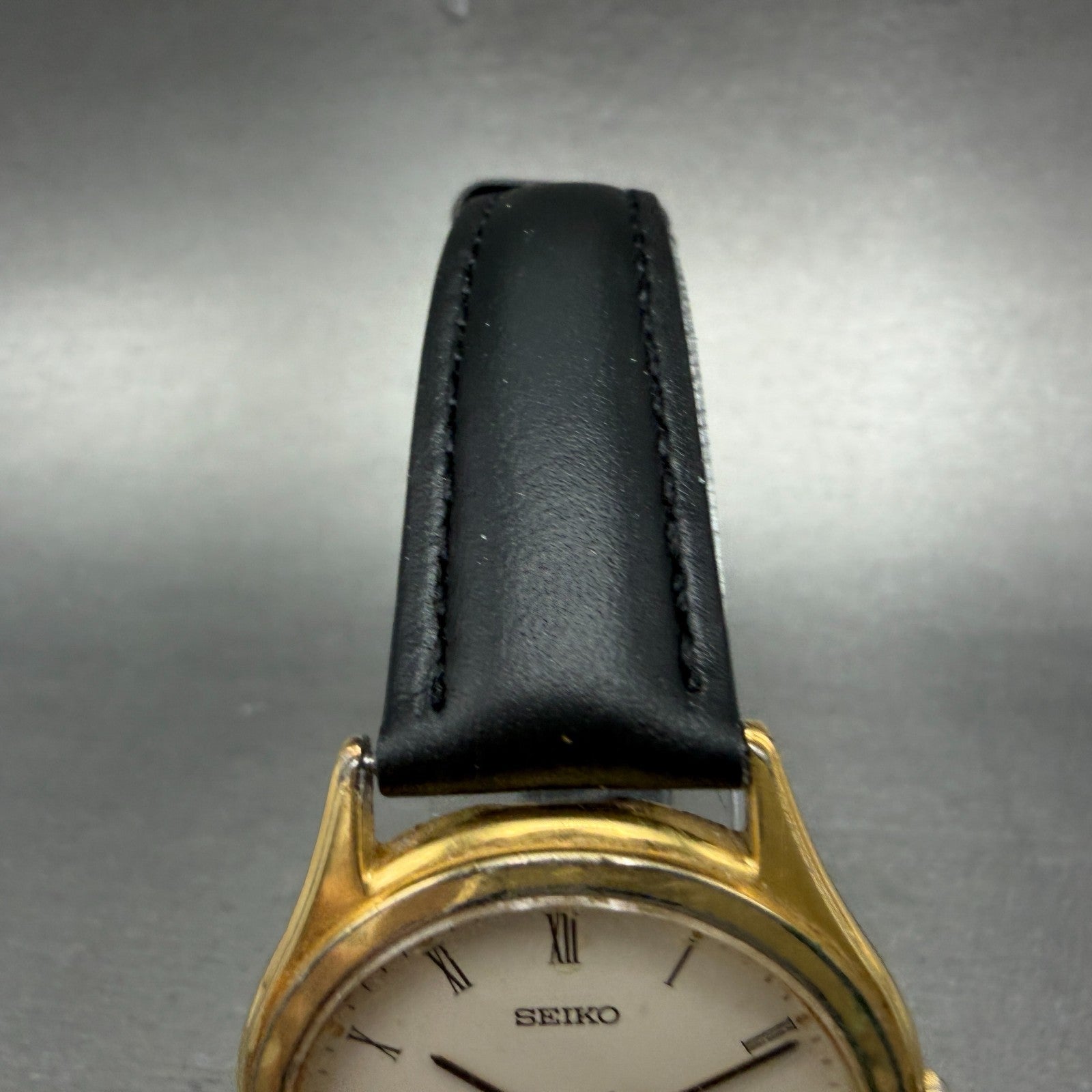 Seiko Spirit Watch Unisex 33mm White Dial Gold Tone Round 5E21-6D70 New Battery4